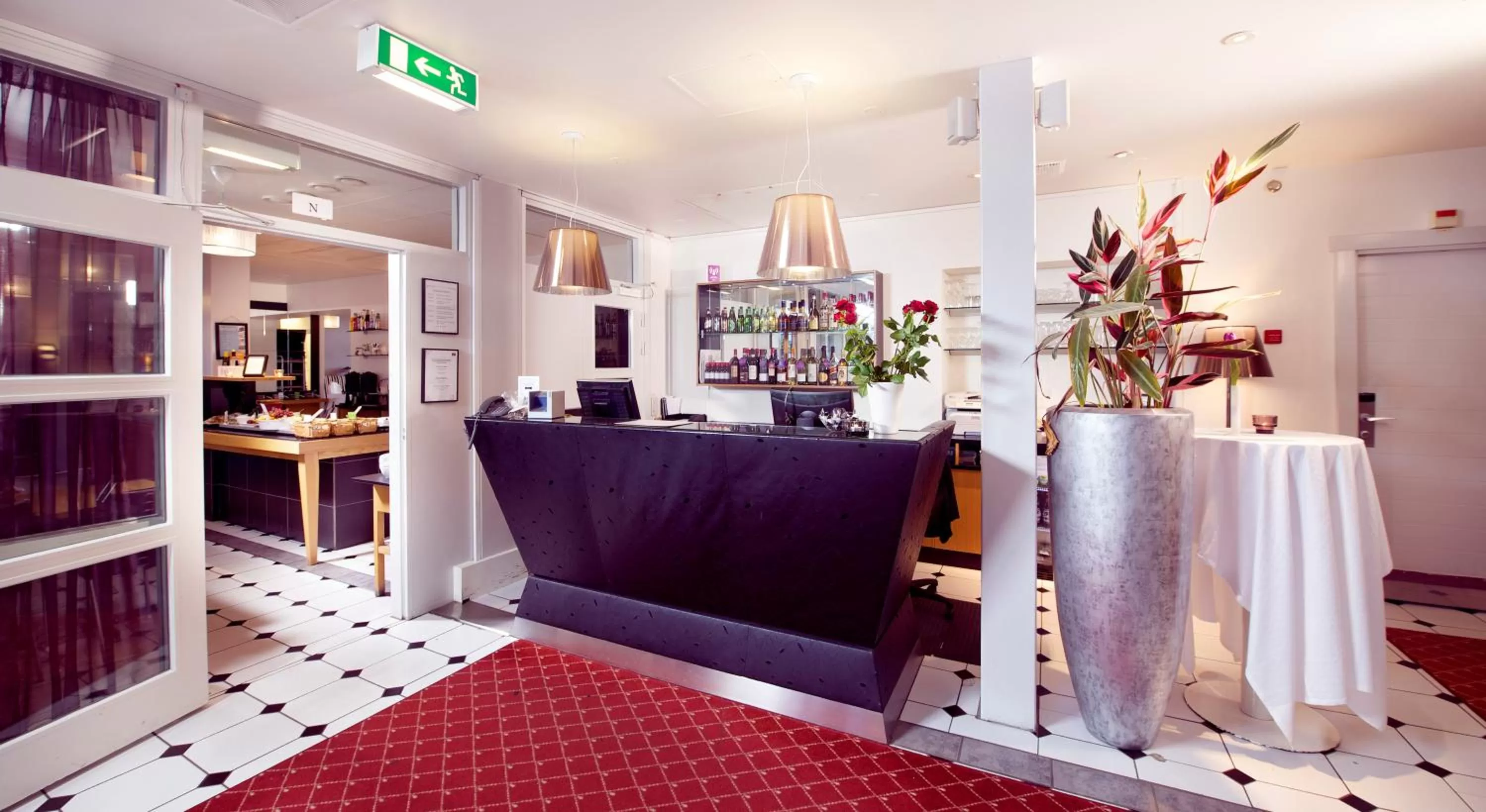 Lobby or reception in Home Hotel Bilan