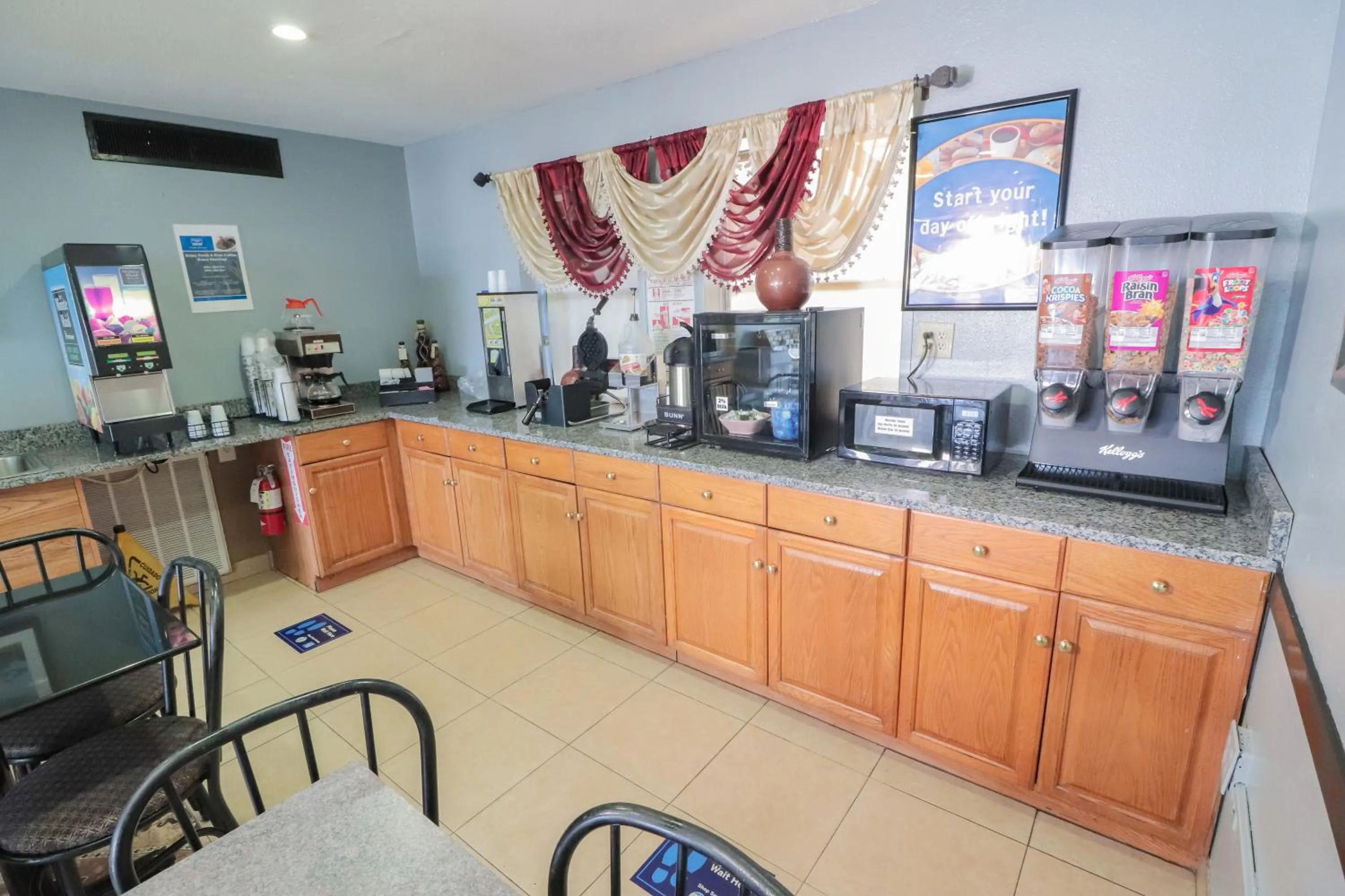 Continental breakfast in Rodeway Inn San Antonio Lackland AFB - SeaWorld