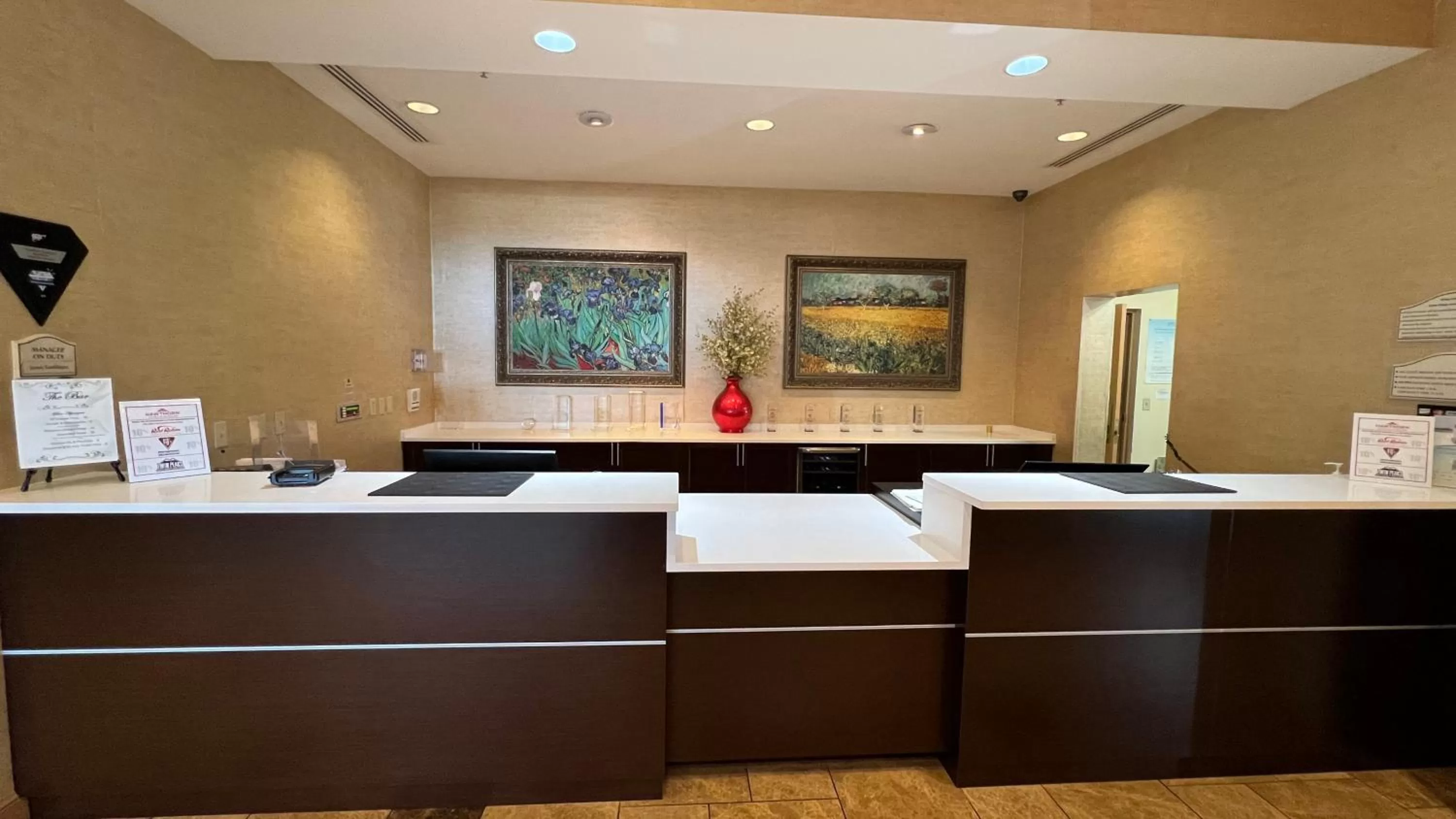 Lobby or reception in Hawthorn Extended Stay by Wyndham West Palm Beach