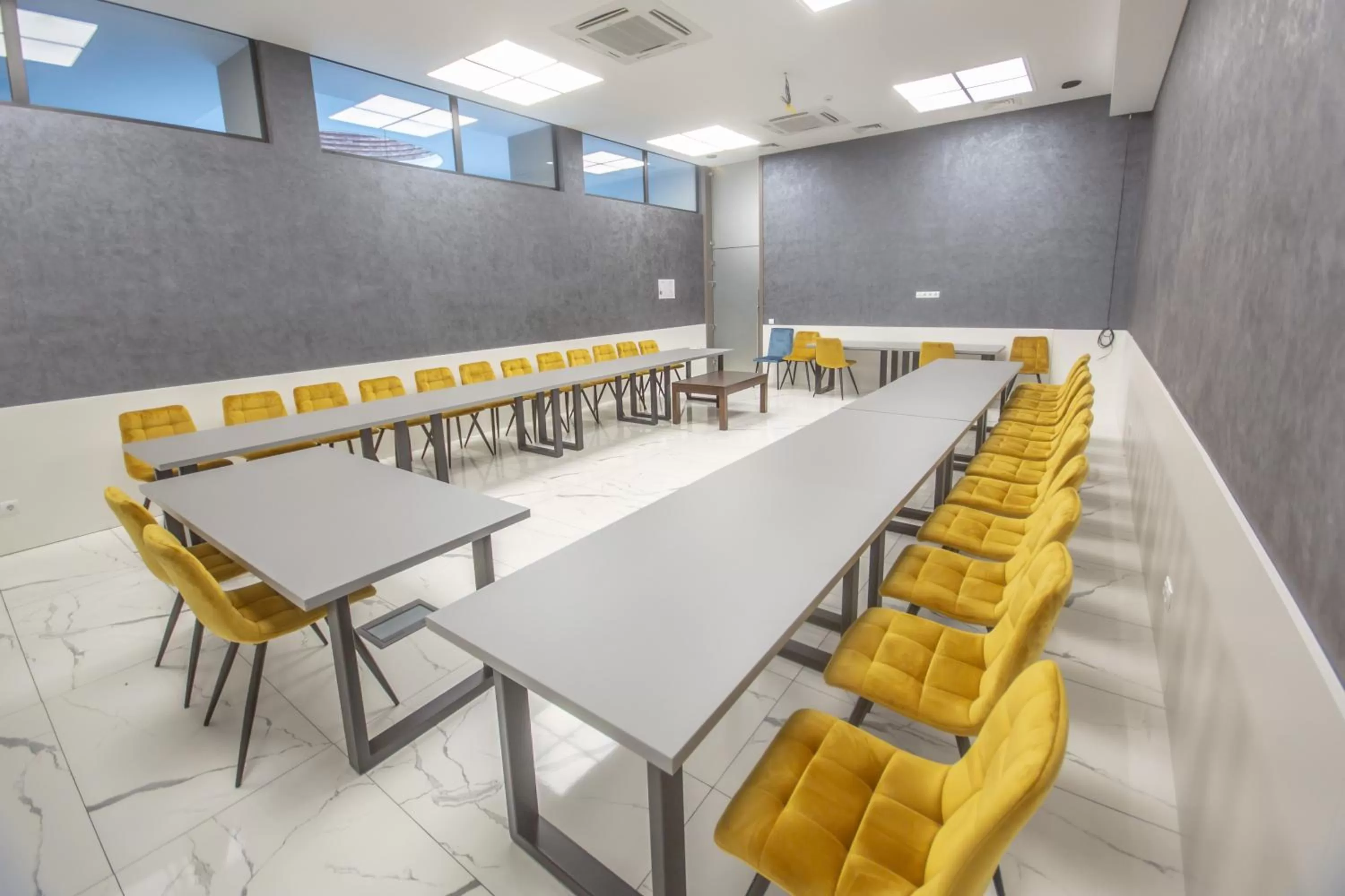 Meeting/conference room in Hotel Banovani