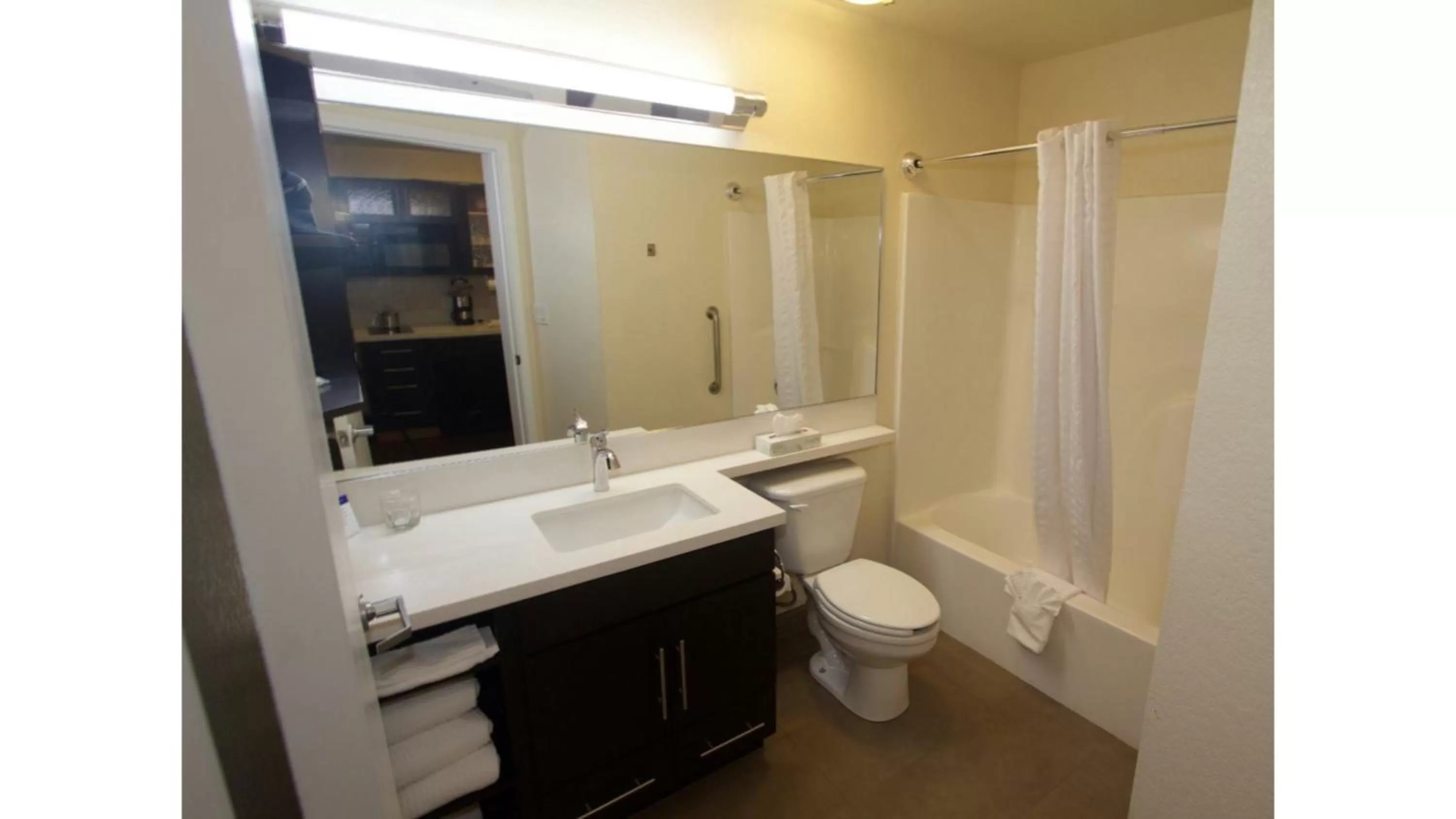 Bathroom in Candlewood Suites West Little Rock by IHG