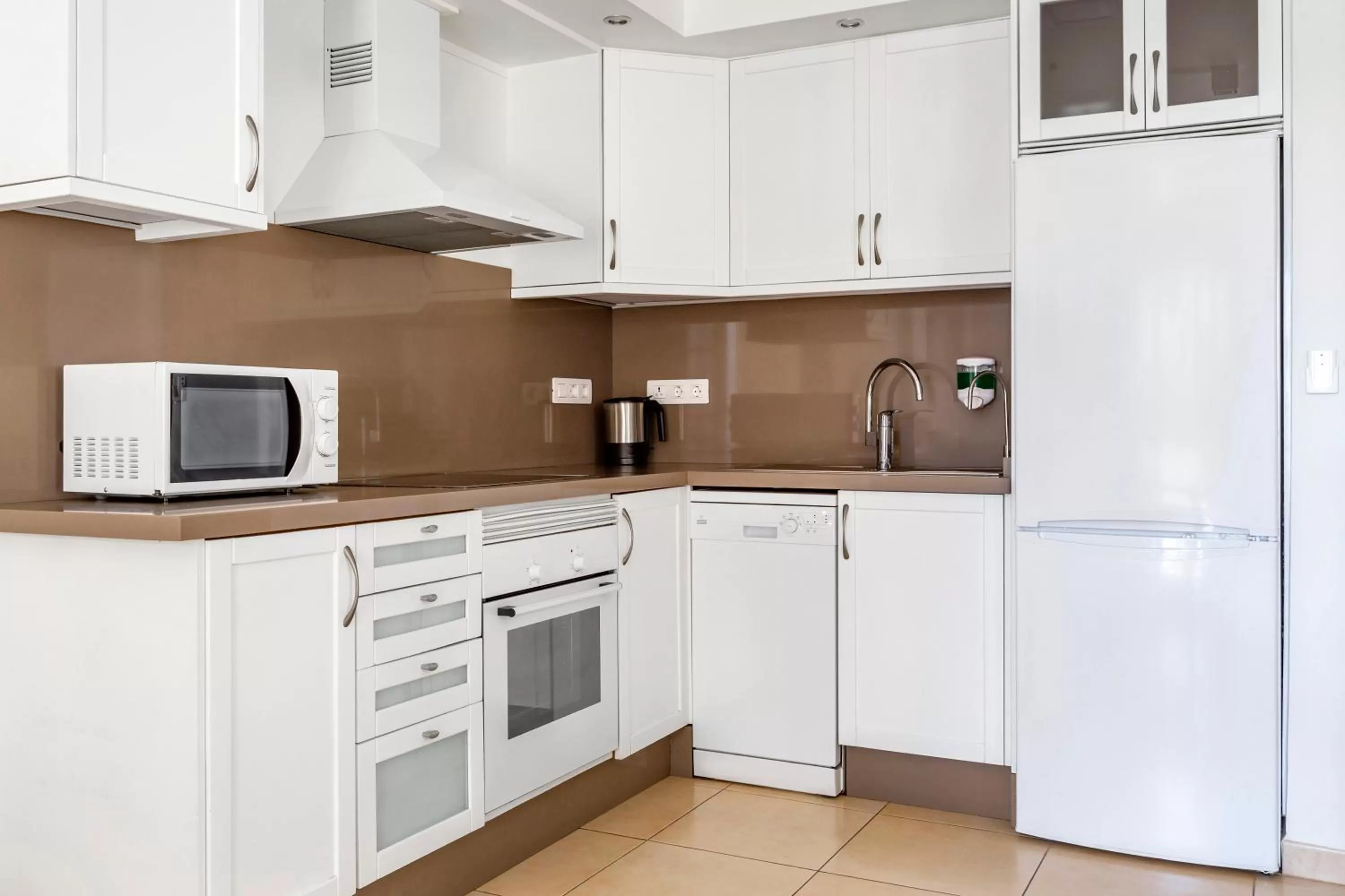 kitchen in Sunset Harbour Club