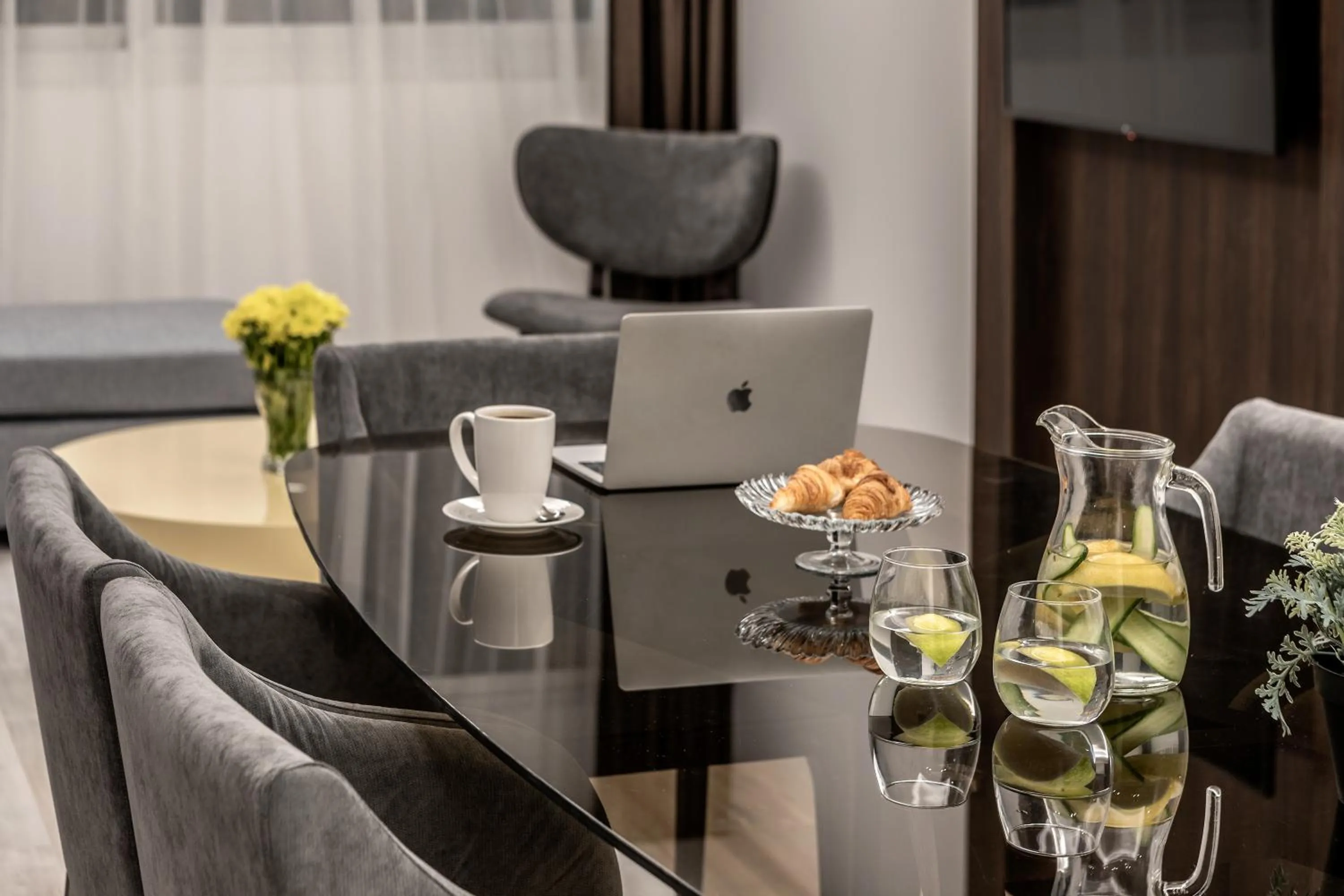 Living room in Almond Business Hotel