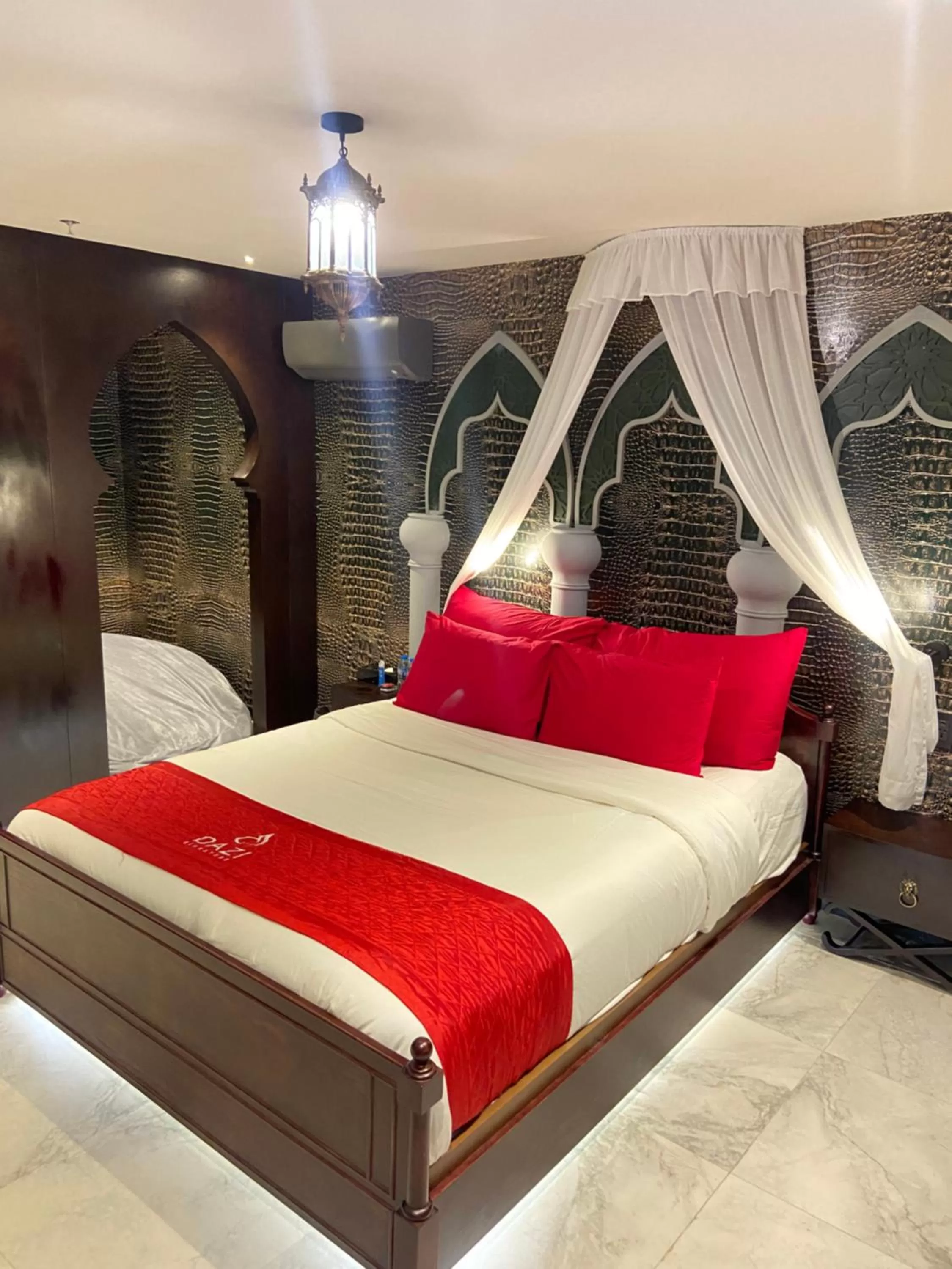 Bed in Dazi Signature