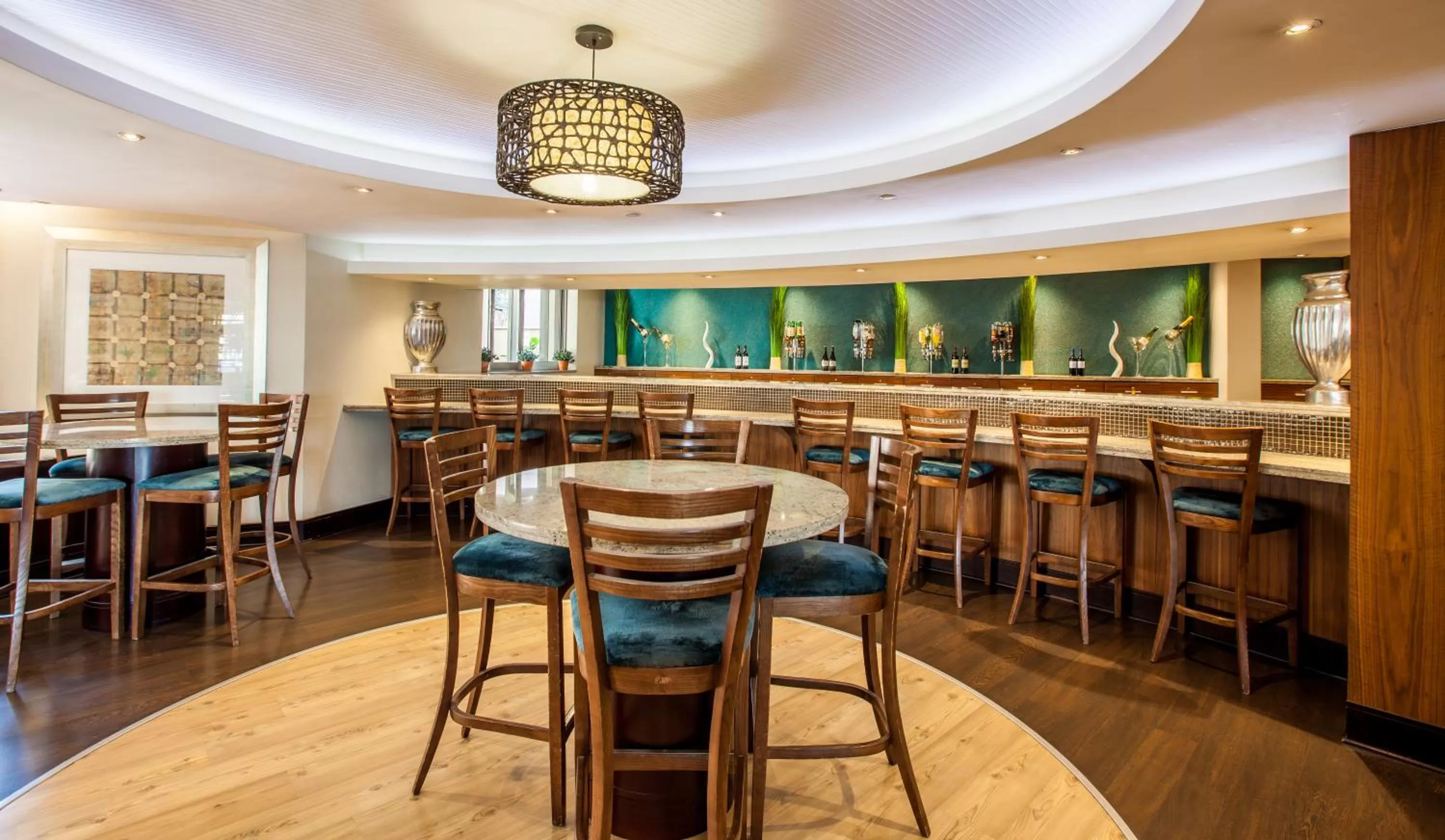 Lounge or bar in City Lodge Hotel Lynnwood