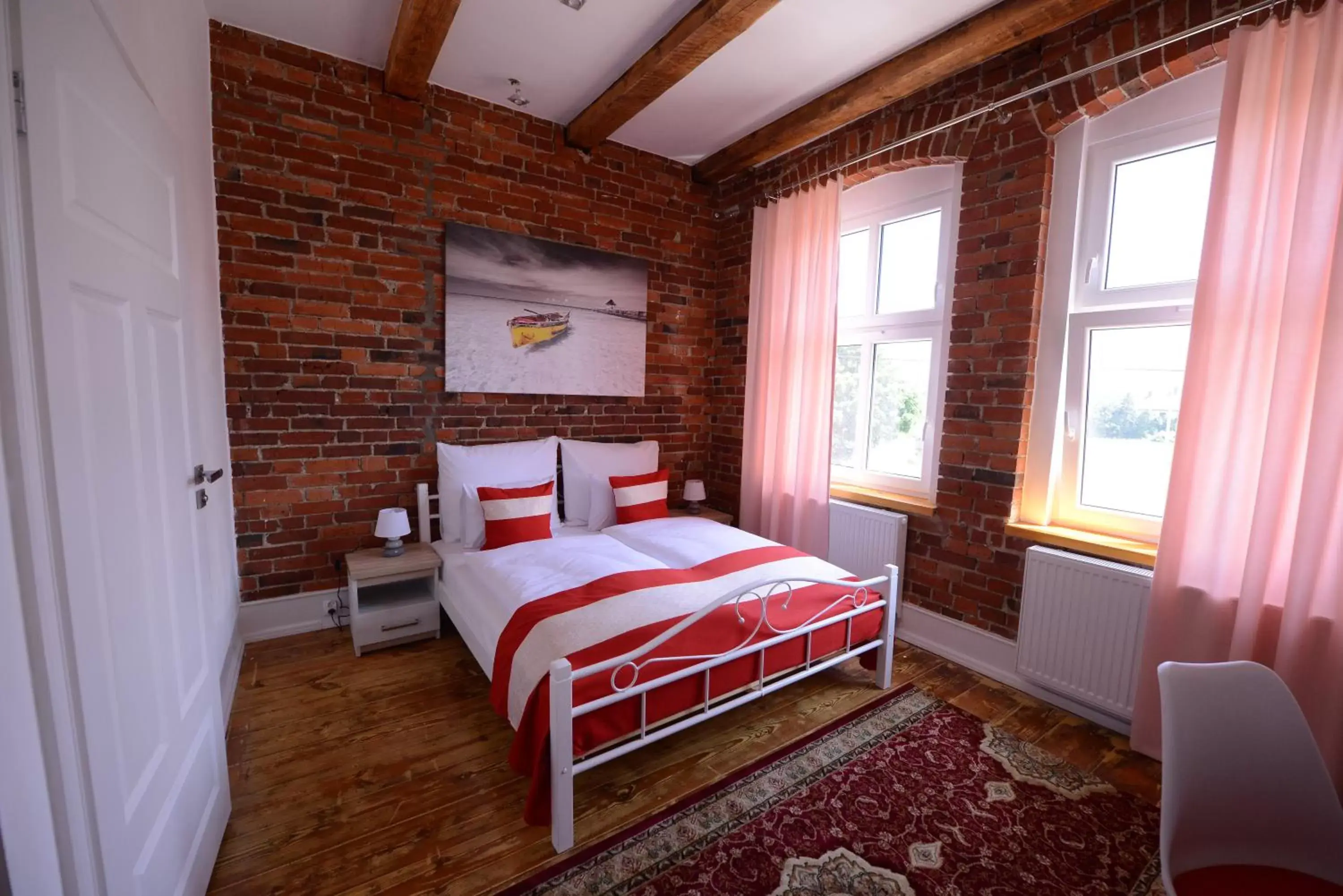 Small Double Room in Willa Starowiejska Small Double Room in Willa Starowiejska