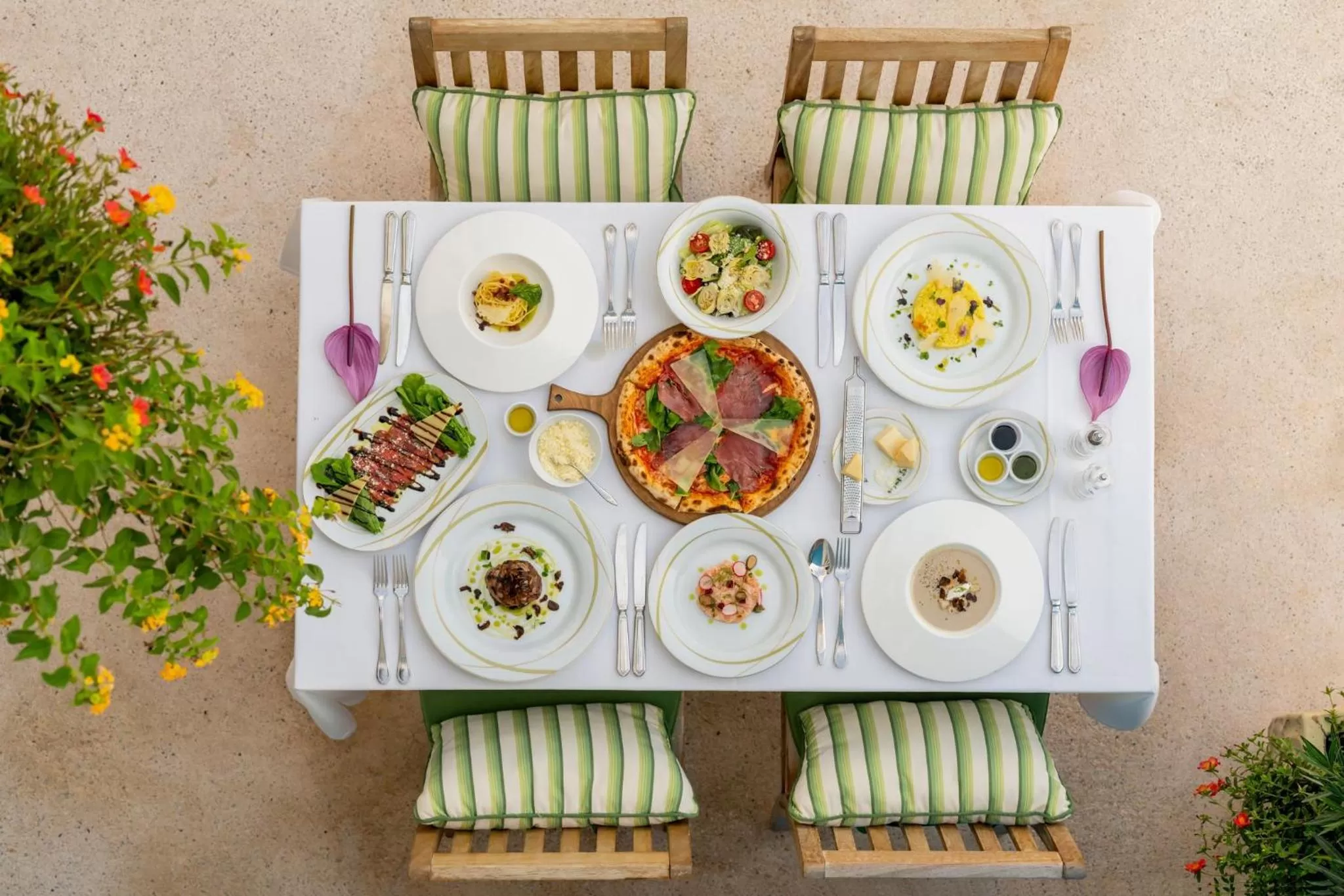 Food and drinks in Rixos Premium Tekirova - The Land of Legends Access