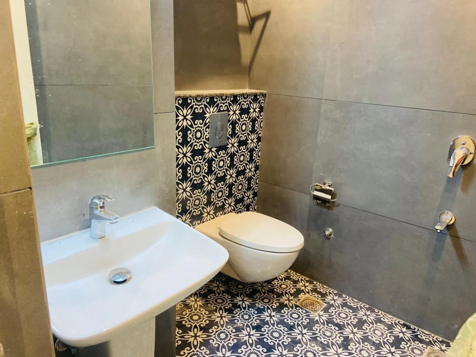 Shower in The Shanti A Boutique Hotel