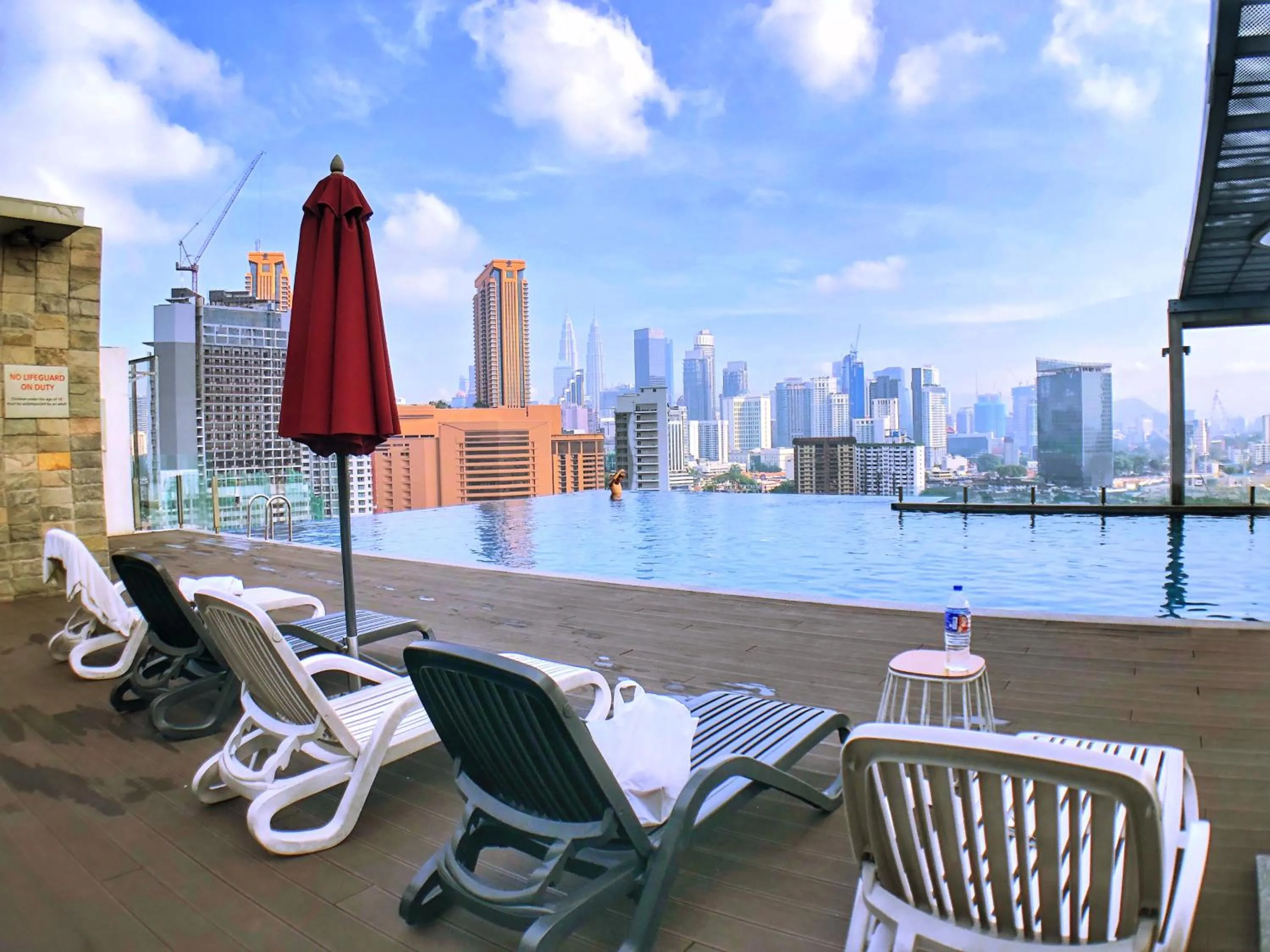 Swimming pool in Greystone D' Majestic Place