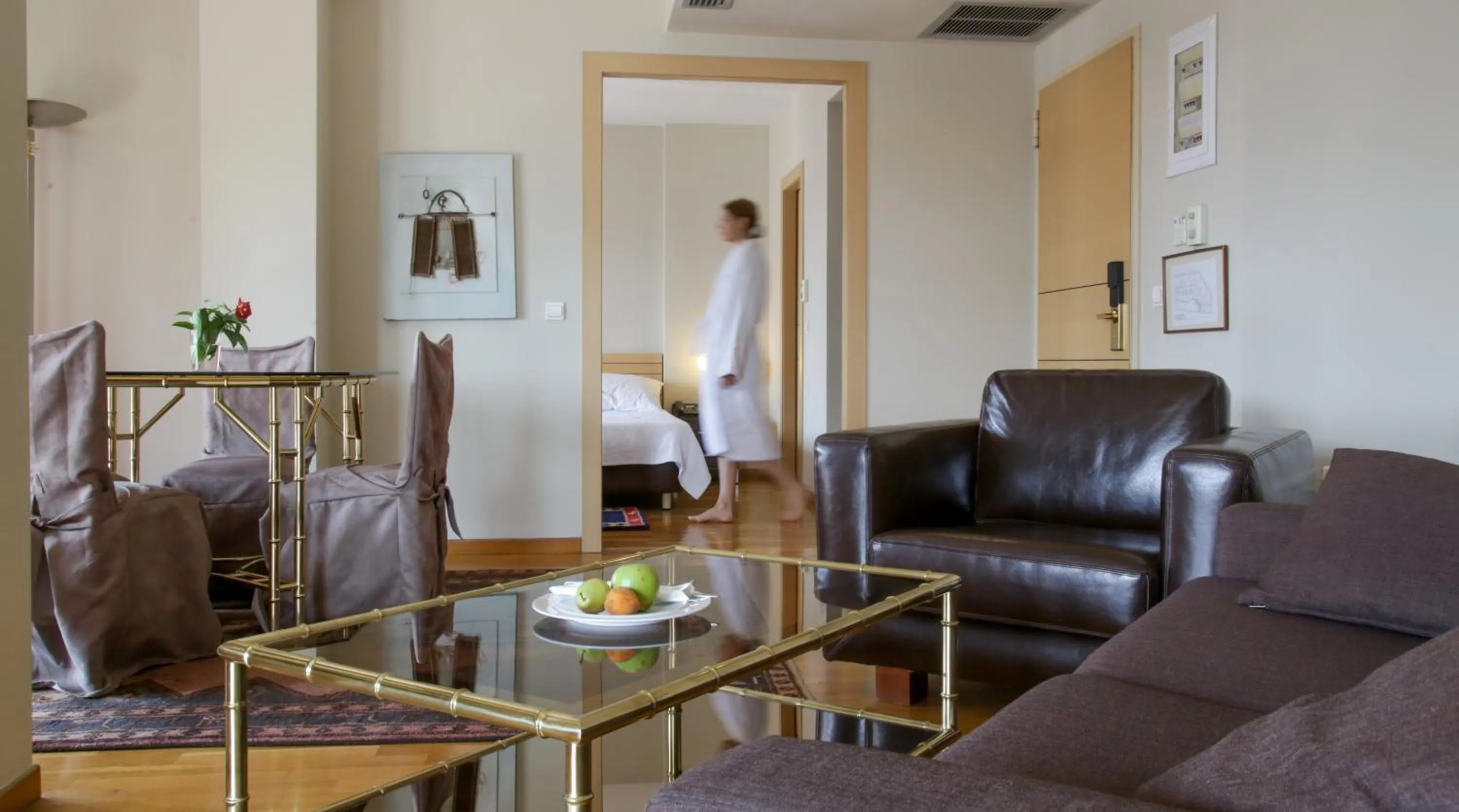 Photo of the whole room in Astoria Hotel Thessaloniki