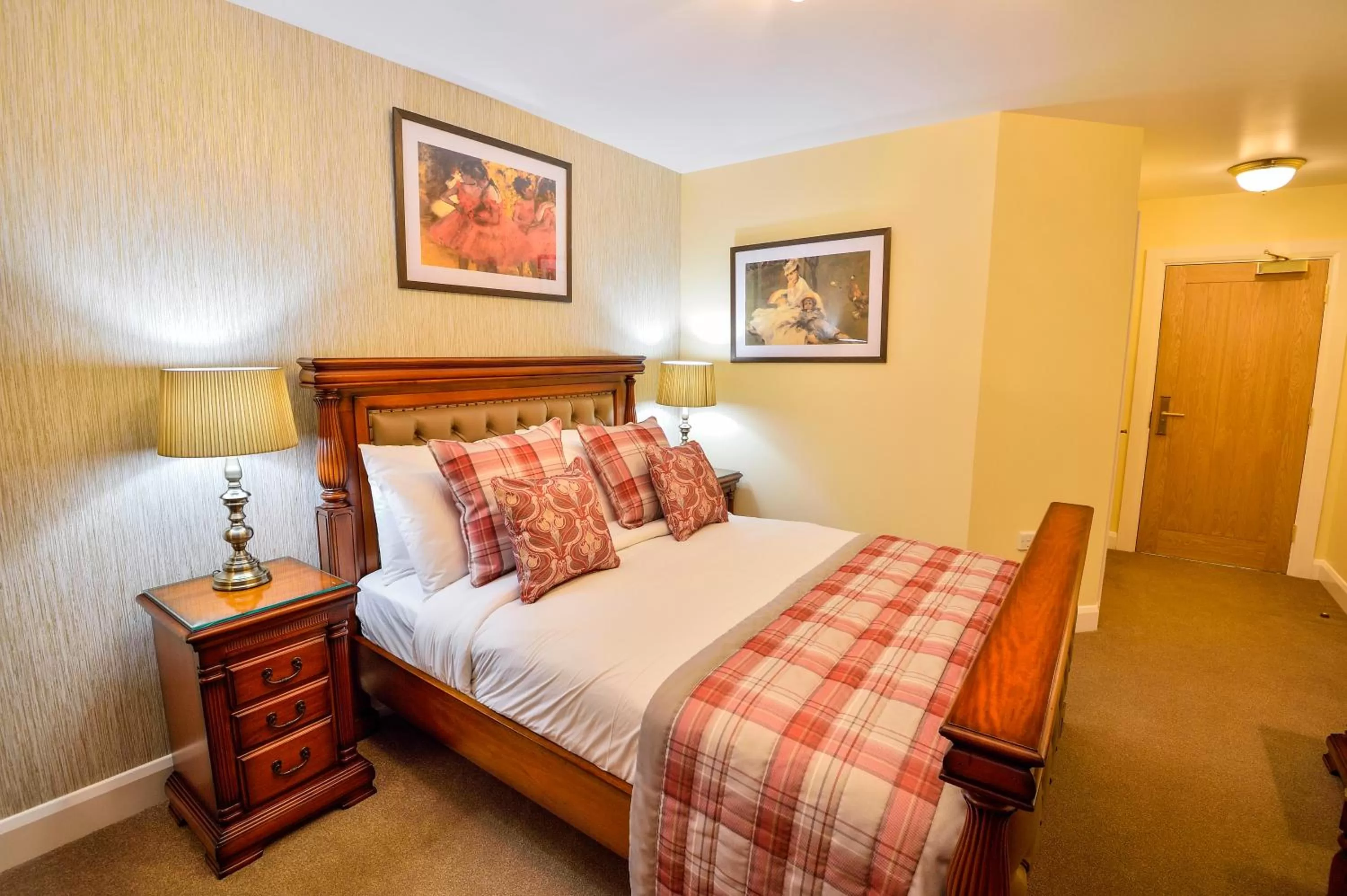 Bedroom, Bed in The Coach and Horses