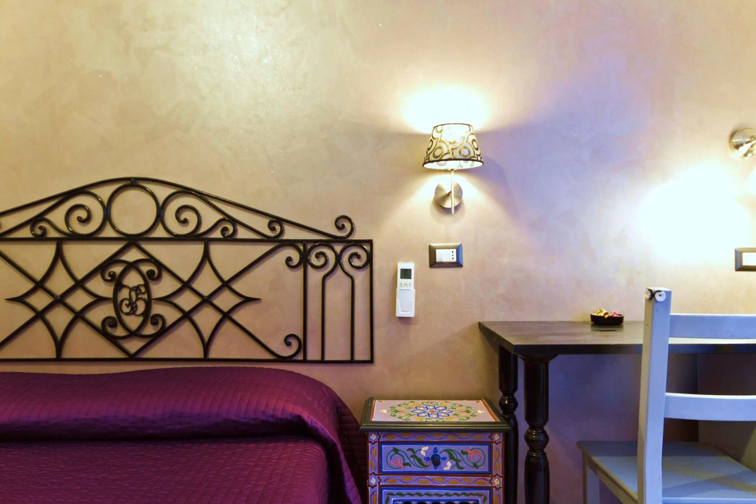 Bed in Dream Station