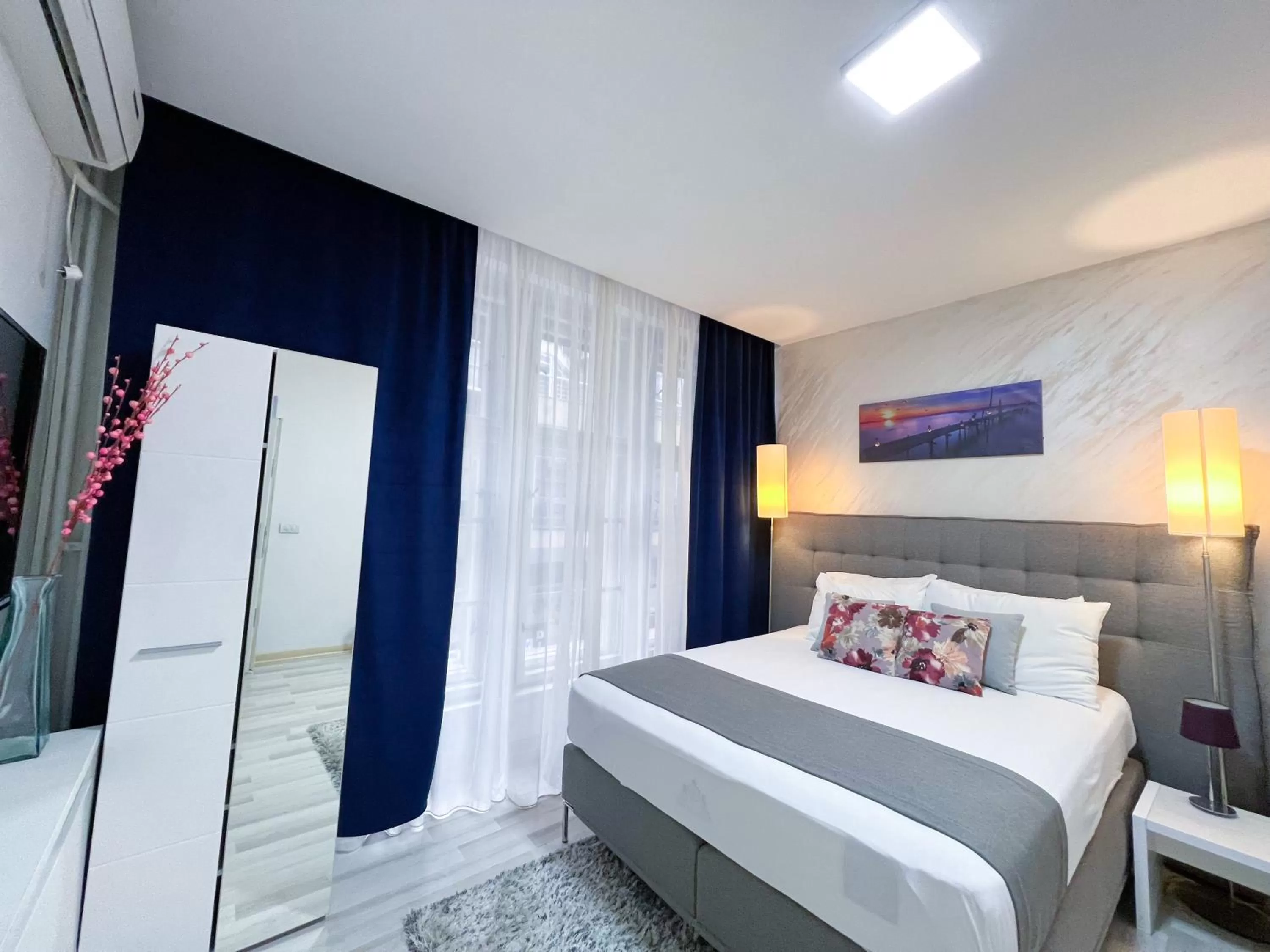 Photo of the whole room, Bed in Centar Forever