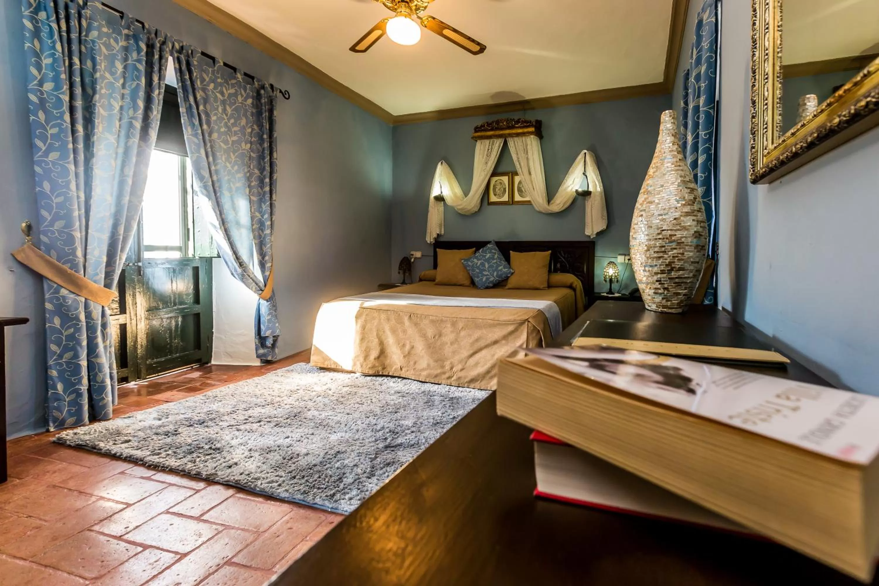 Bed in Hacienda El Santiscal Adults Only