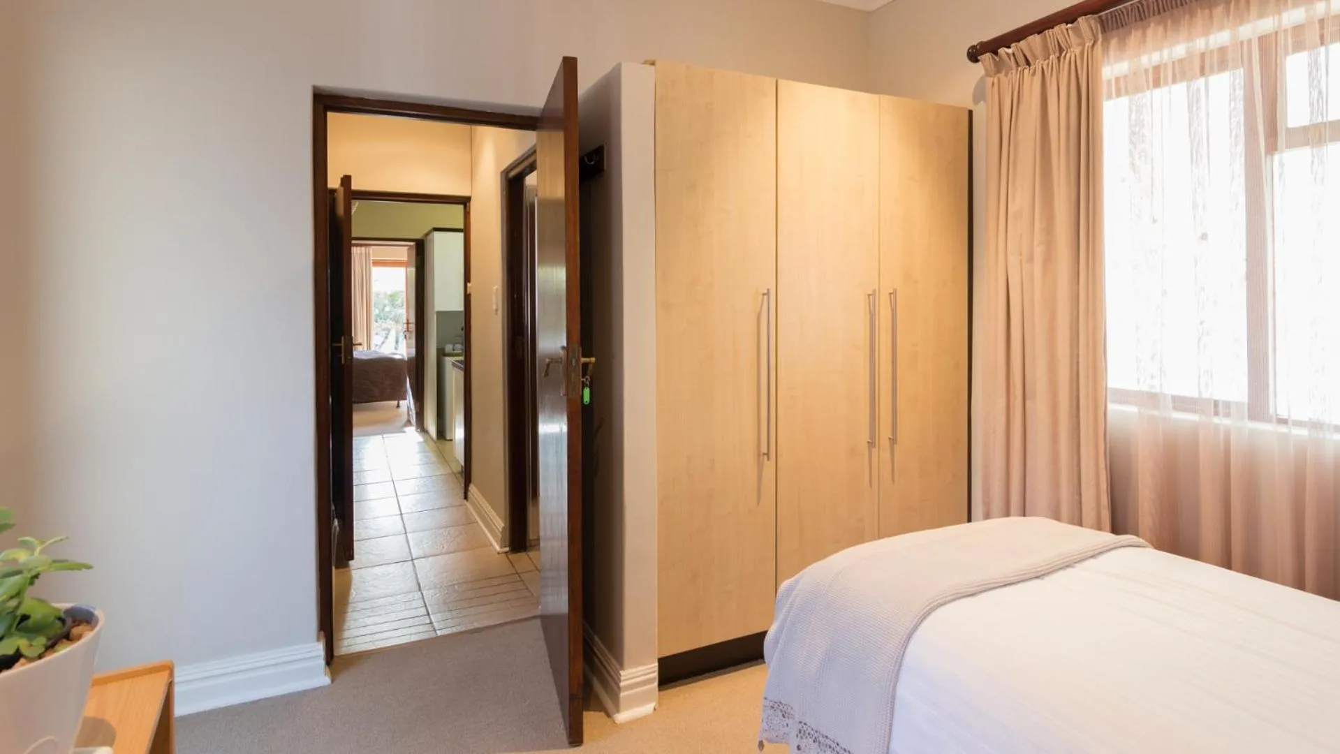 Photo of the whole room, Bed in Manor 38