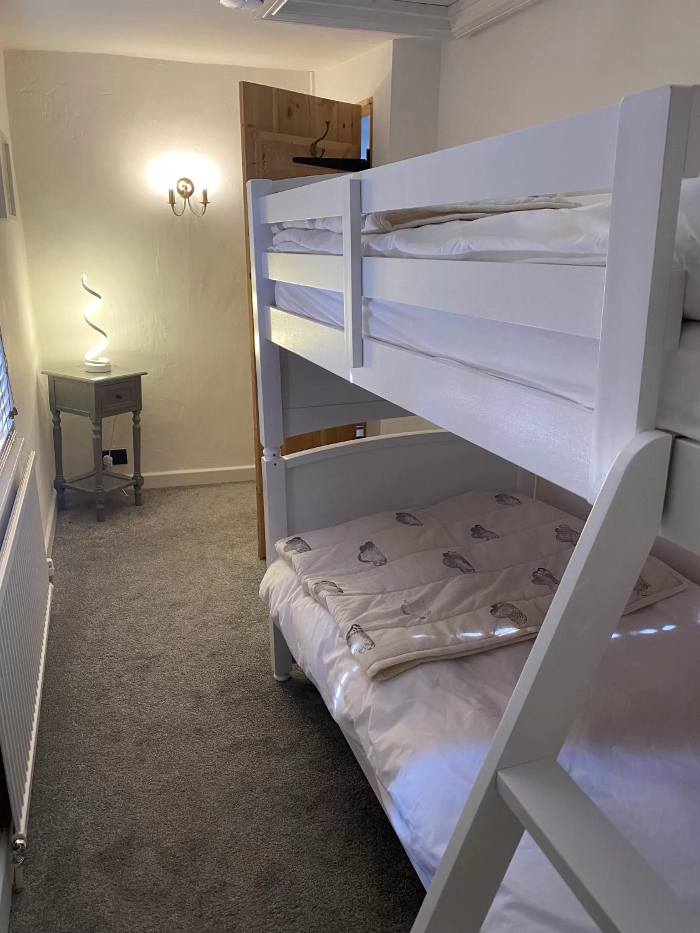 bunk bed, Bed in B&Bat no3