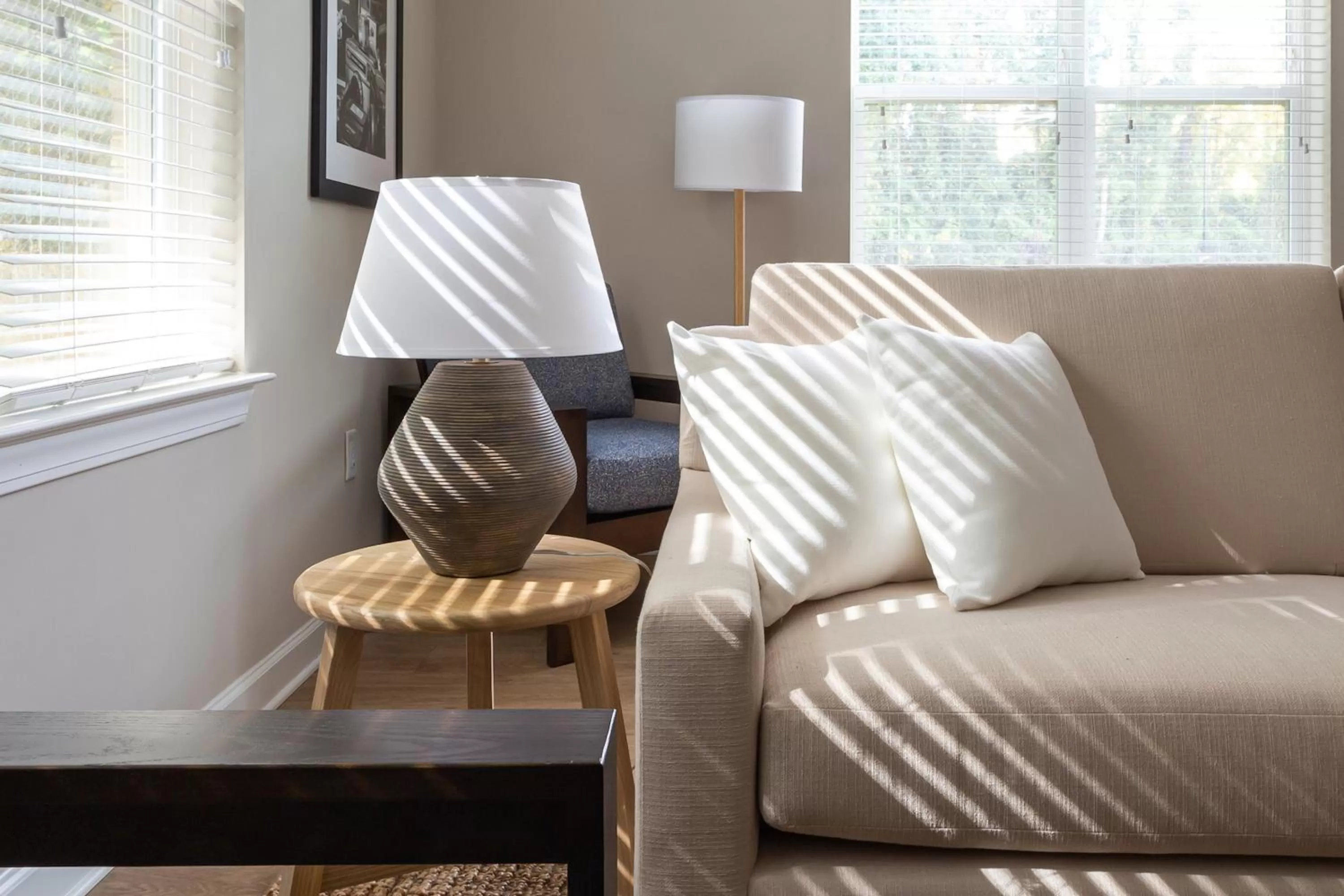 Living room in Kasa FreeMoreWest Charlotte