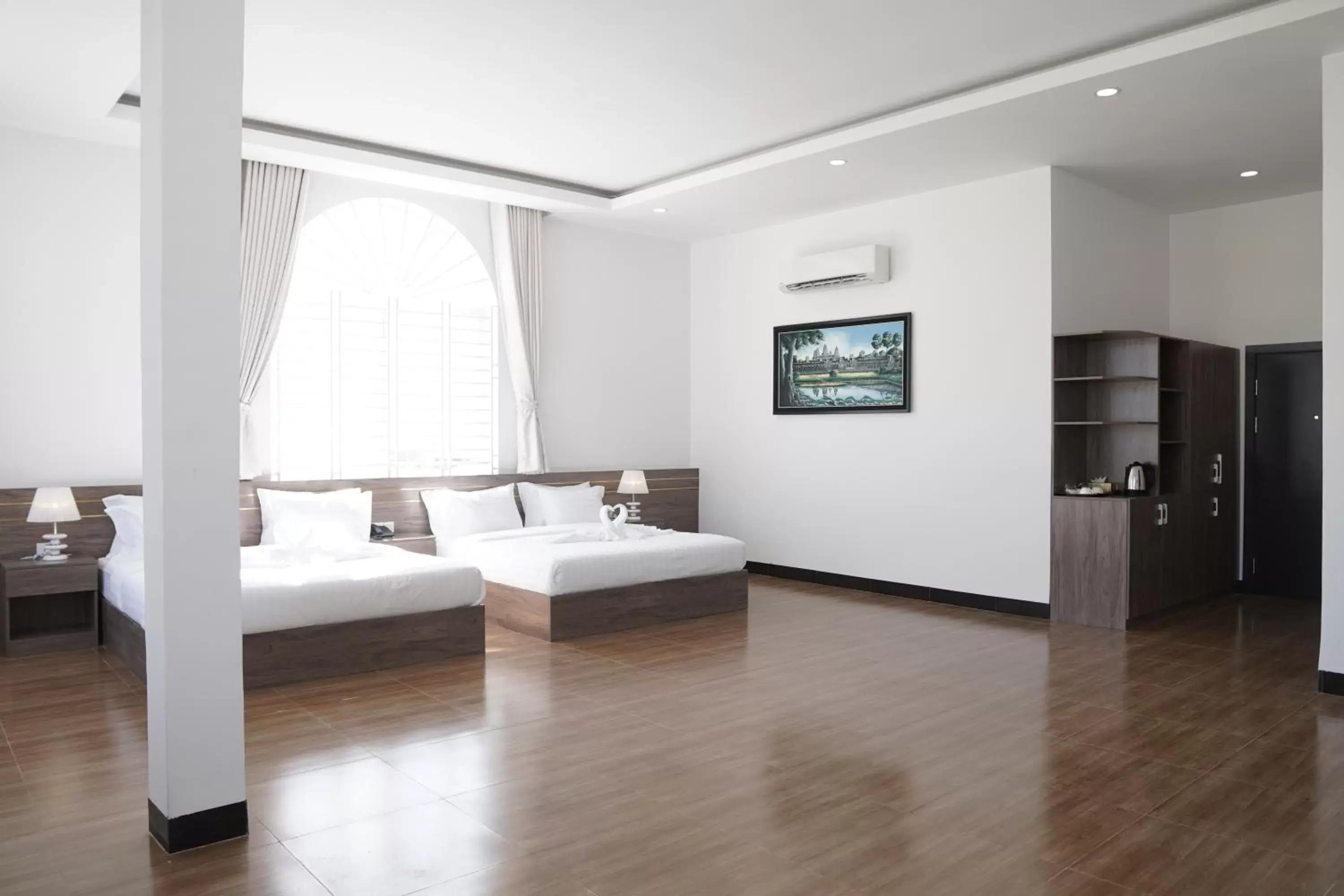 Superior King Suite in Apple Hotel Three - Phnom Penh Superior King Suite in Apple Hotel Three - Phnom Penh