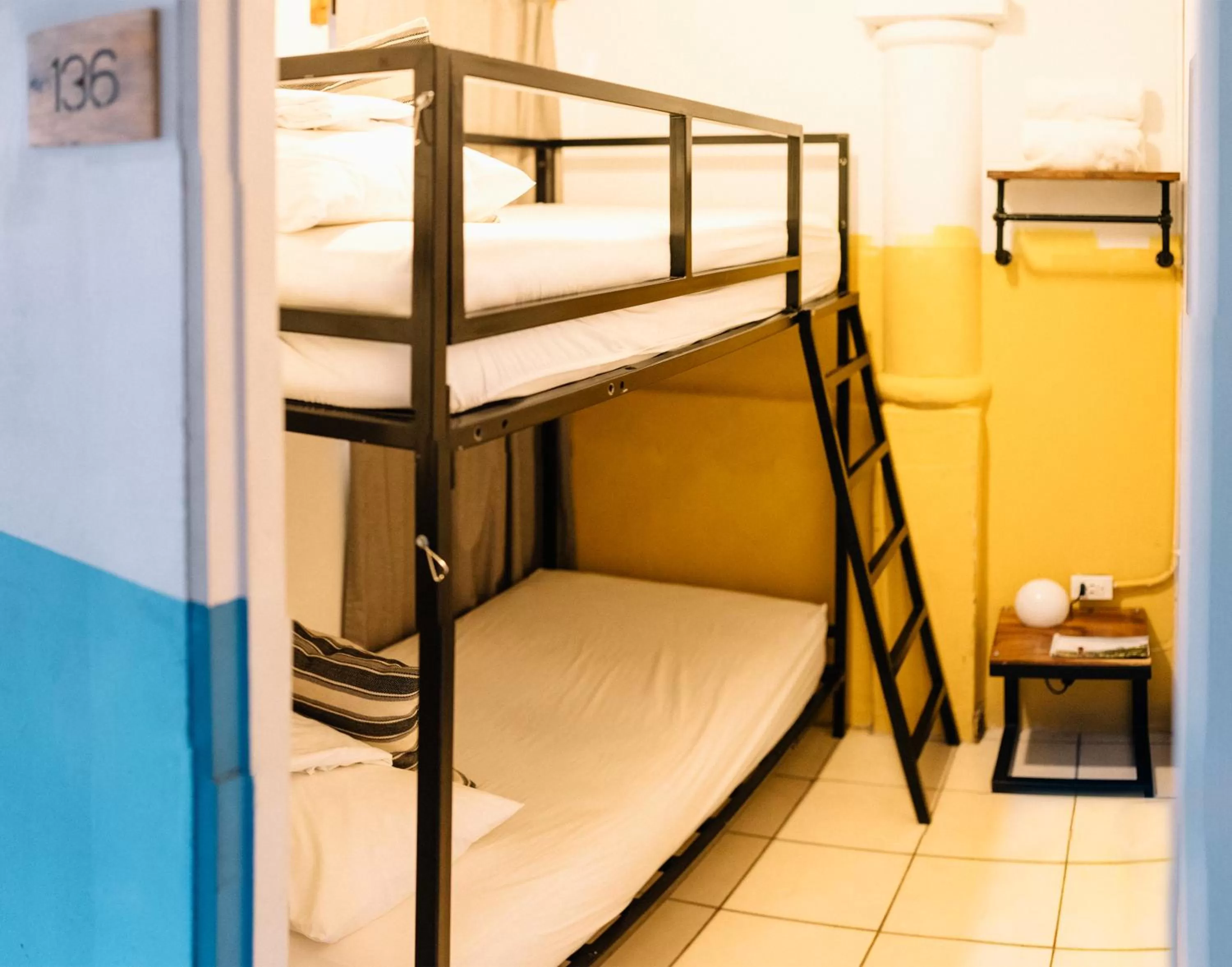 Small Twin Room in Socialtel Granada