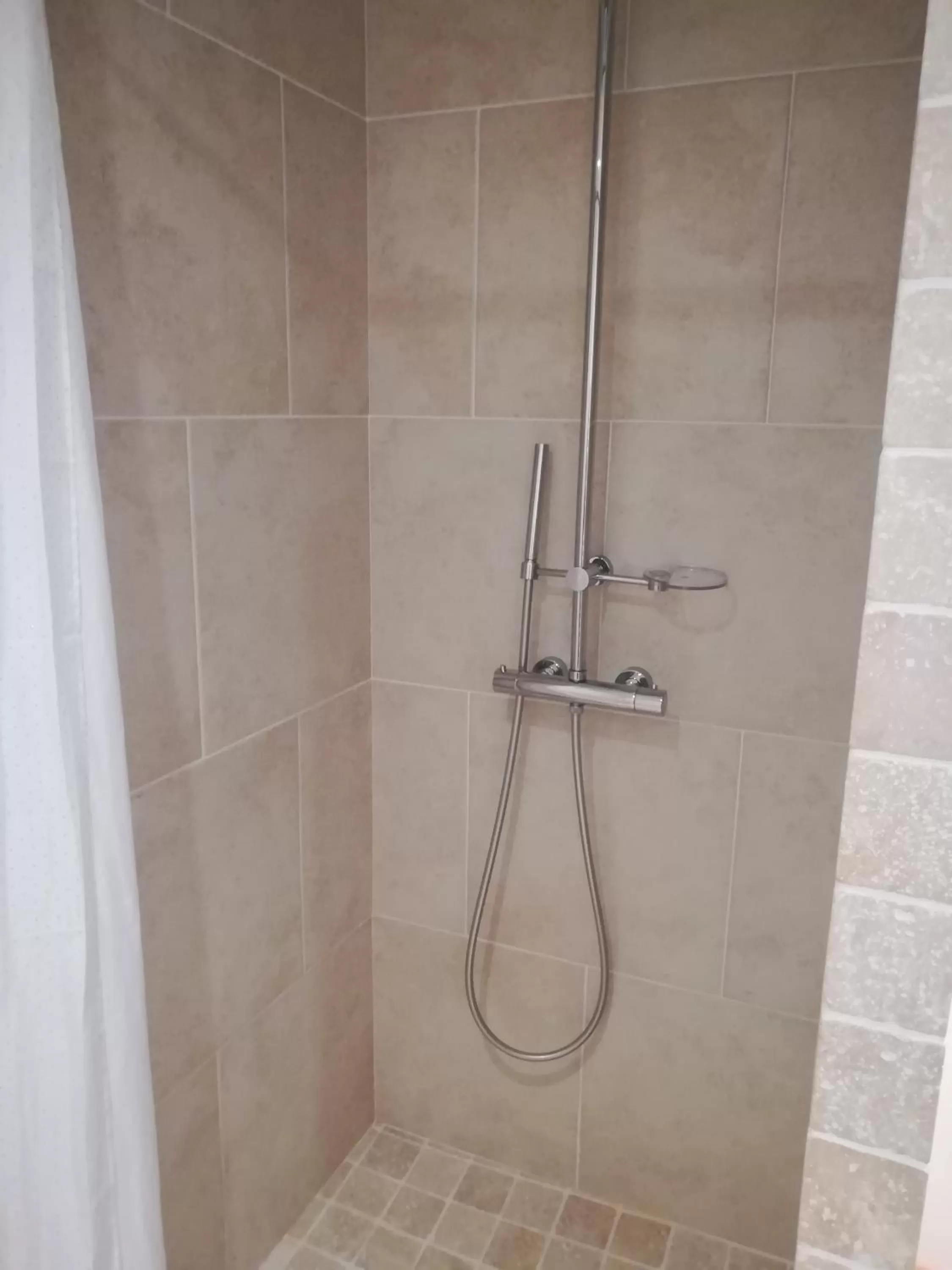 Bathroom in Les granges du chiron