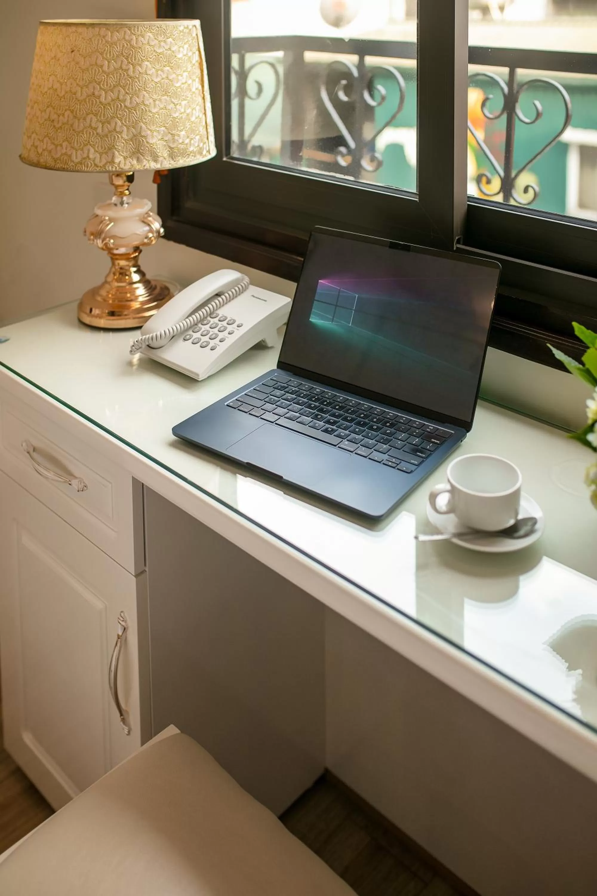 hair dresser in Tunger Grand Hotel