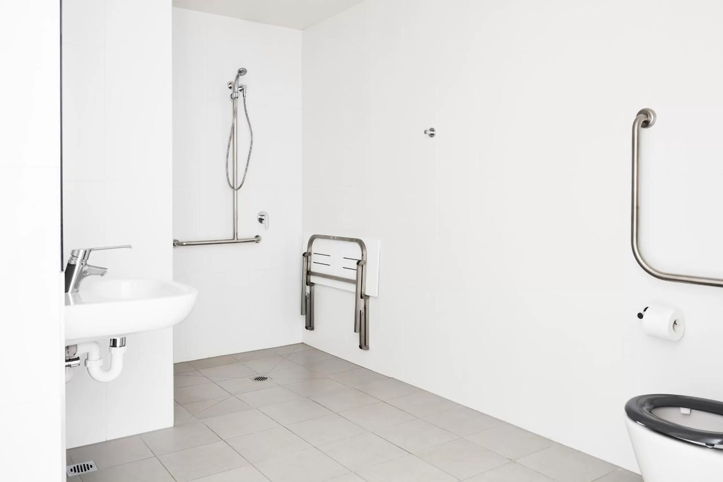 Bathroom in Lanbruk Richmond Hill