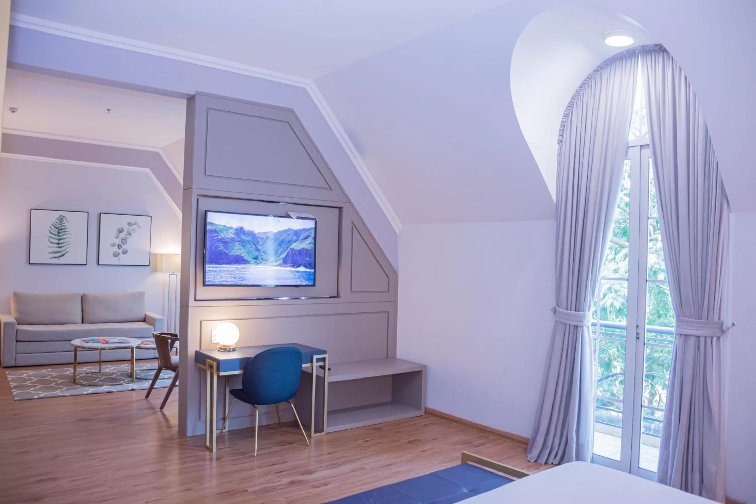 Living room, Bed in Bisinii Boutique Hotel