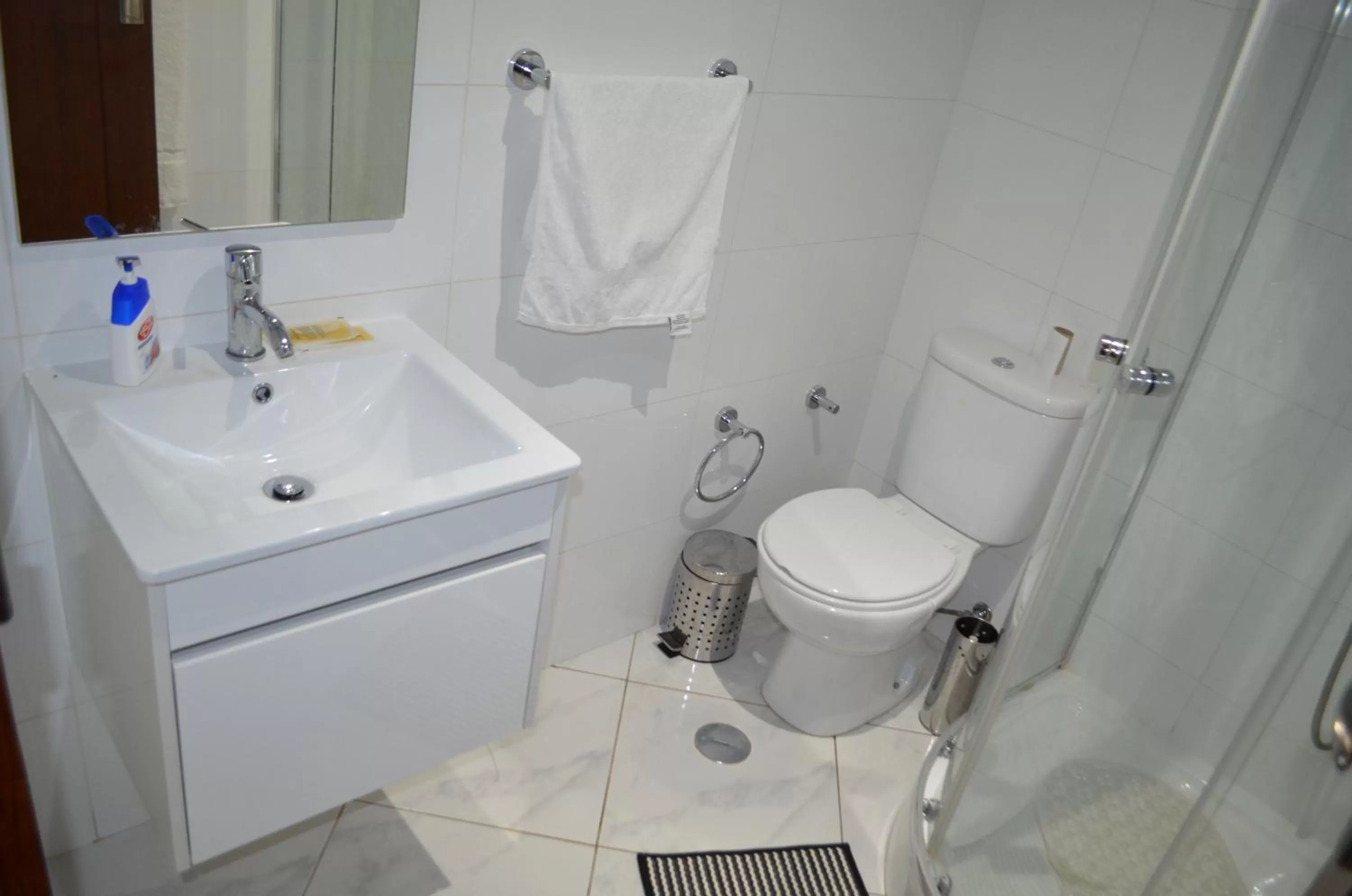 Toilet in LT Aparthotel