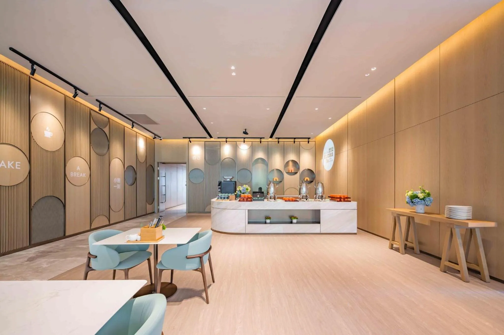 Restaurant/places to eat in EVEN Hotels Shanghai Expo by IHG