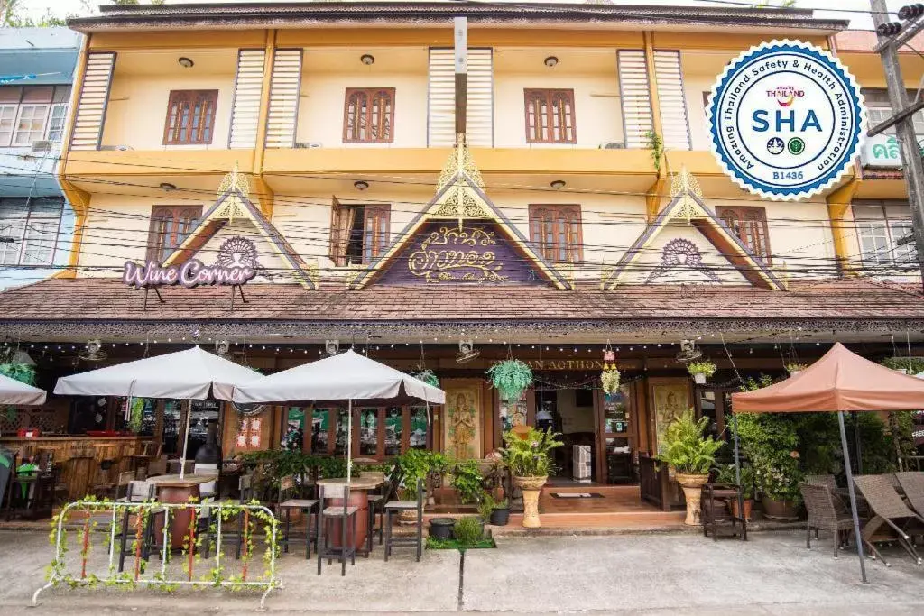 Ban Ao Thong Ban Ao Thong