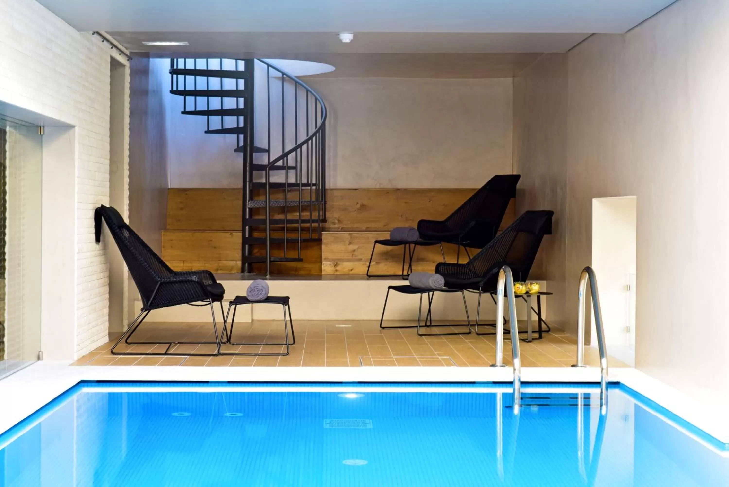 Swimming pool in Pousada de Lisboa - Small Luxury Hotels Of The World