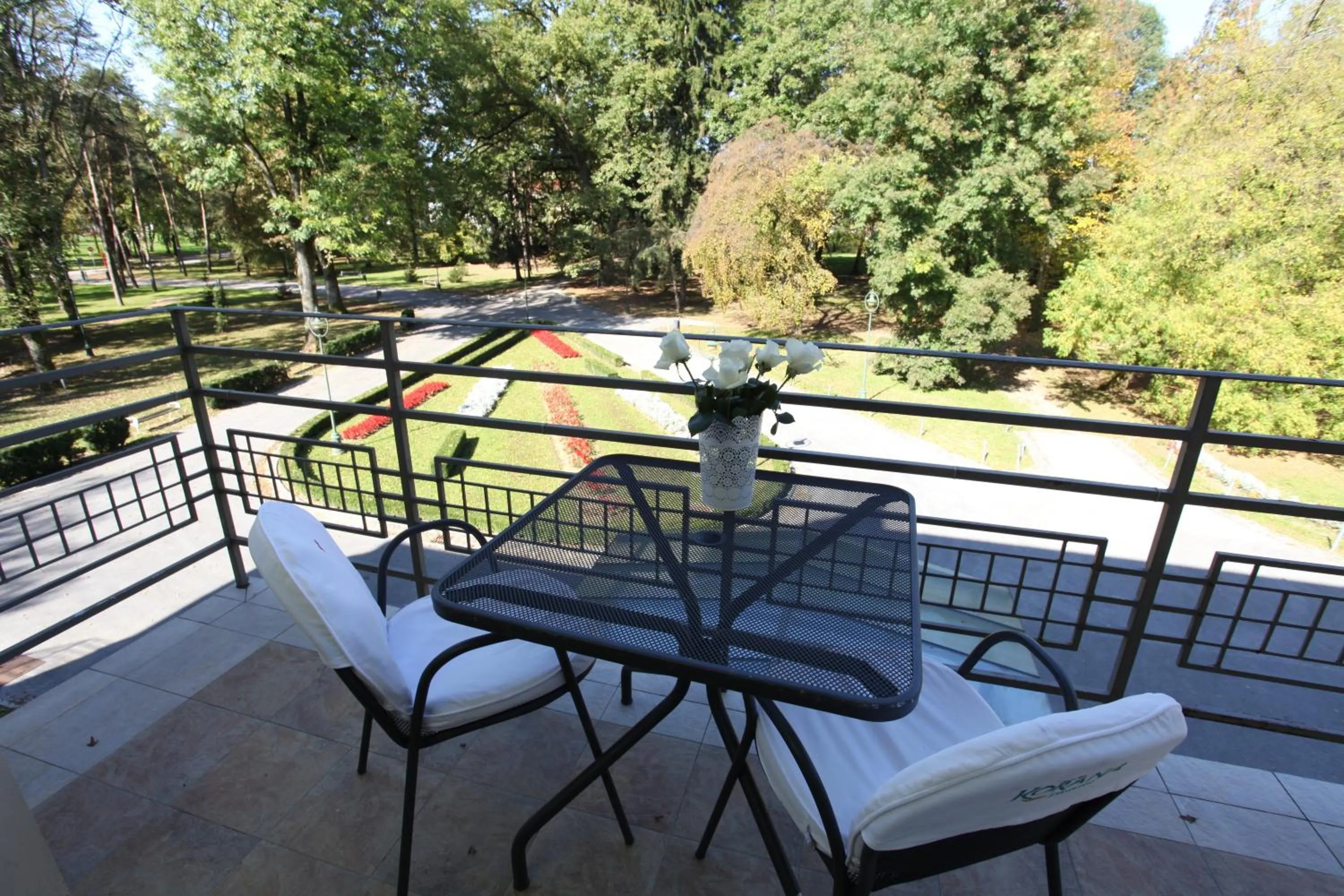 Garden in Boutique Hotel Korana Srakovcic