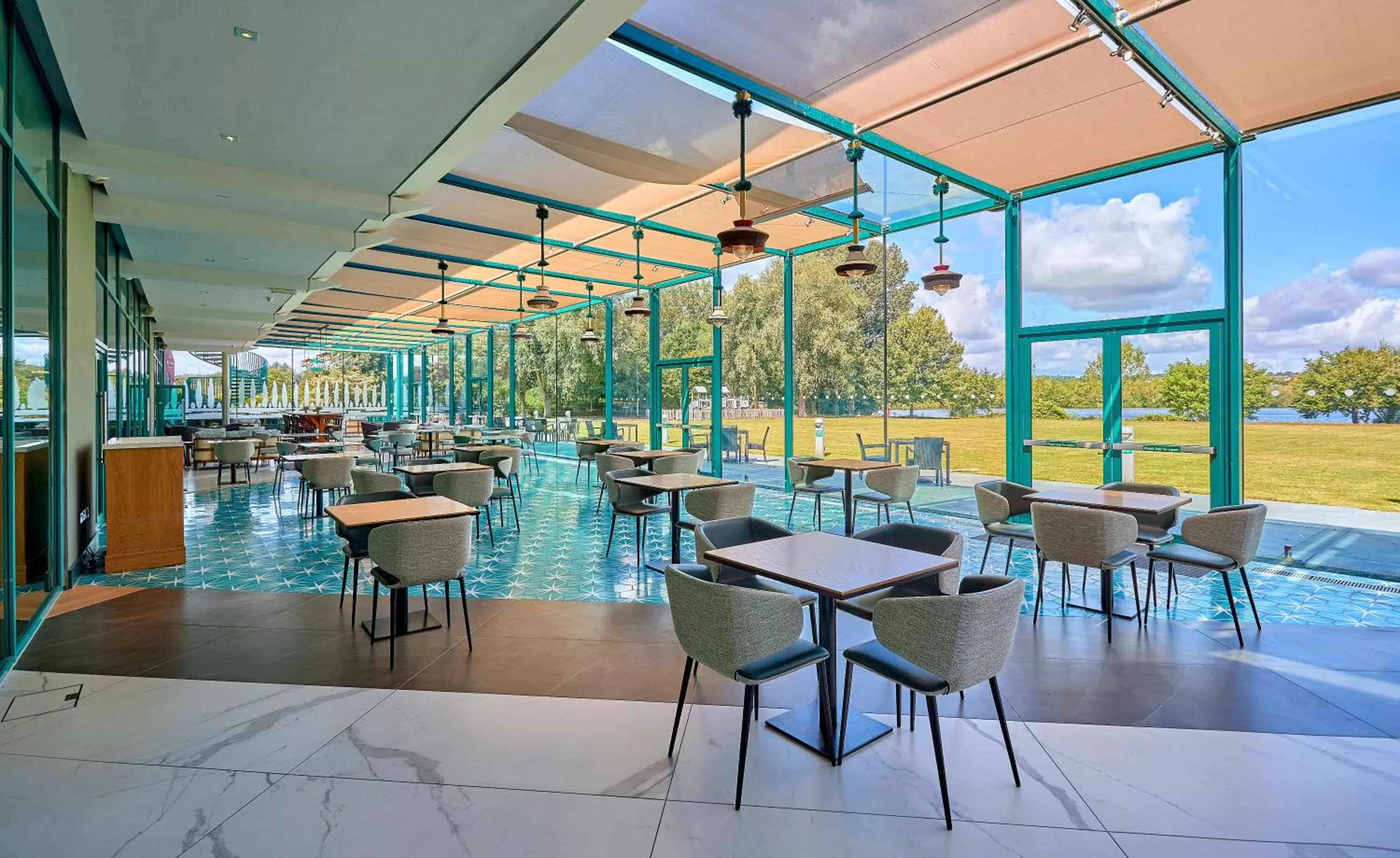 Restaurant/places to eat in Crowne Plaza Marlow by IHG