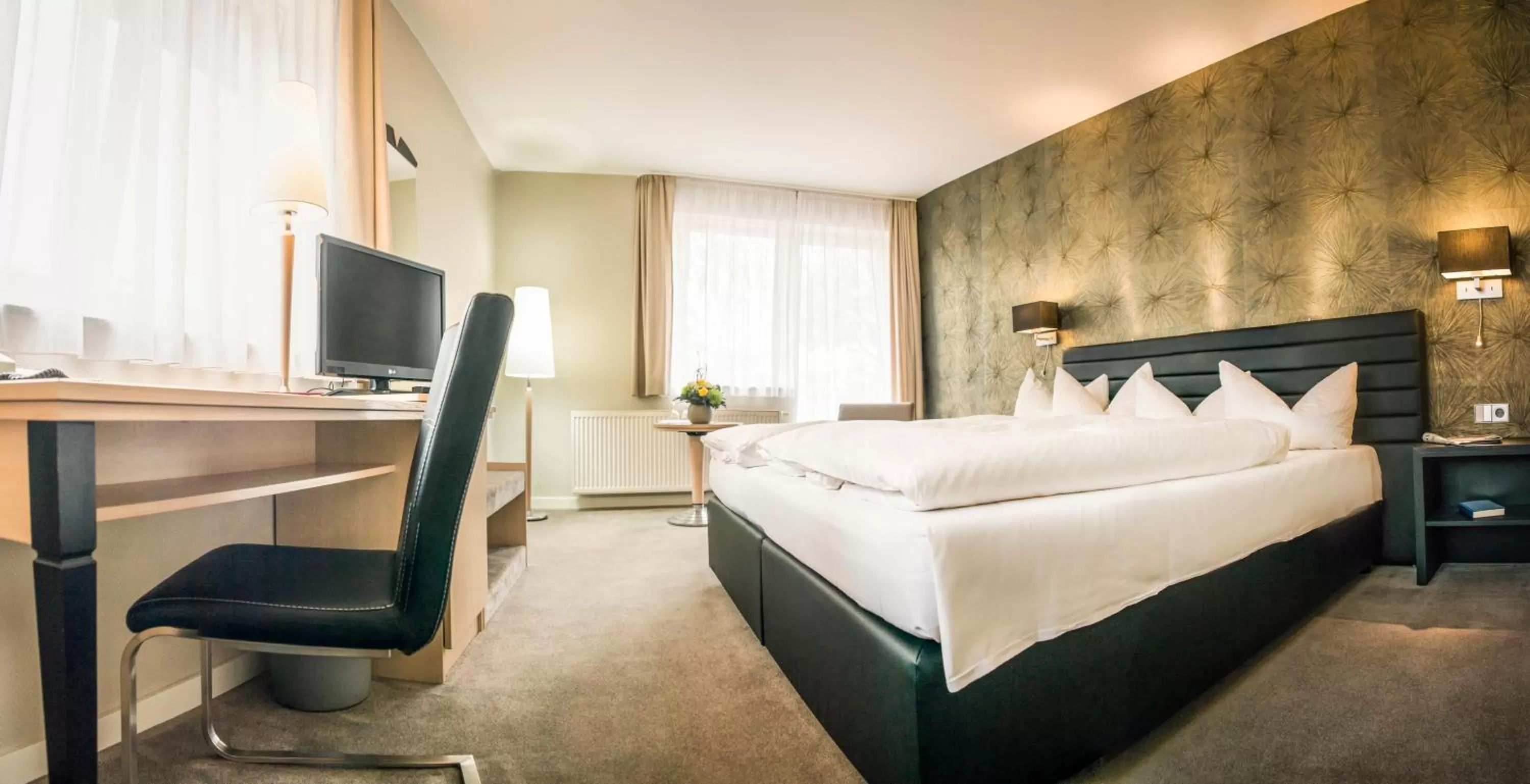 Photo of the whole room, Bed in Hotel Hiemann - Superior