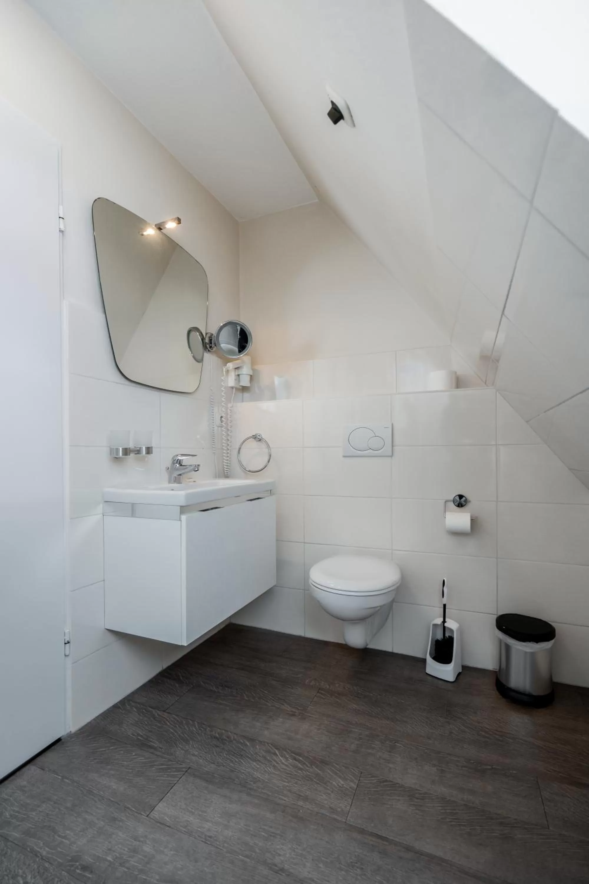 Bathroom in Hotel Luina Beach