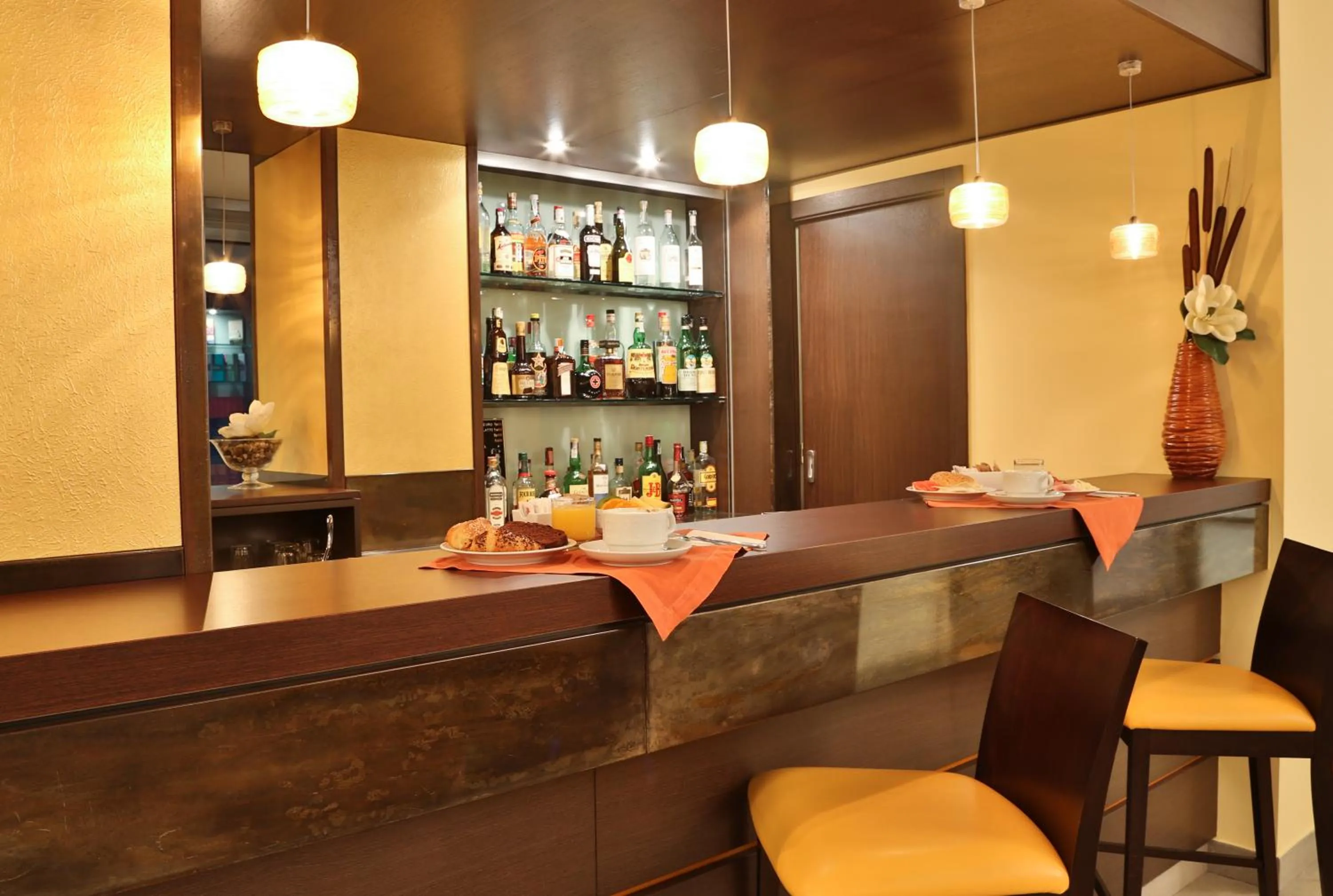 Lounge or bar in Best Western City Hotel
