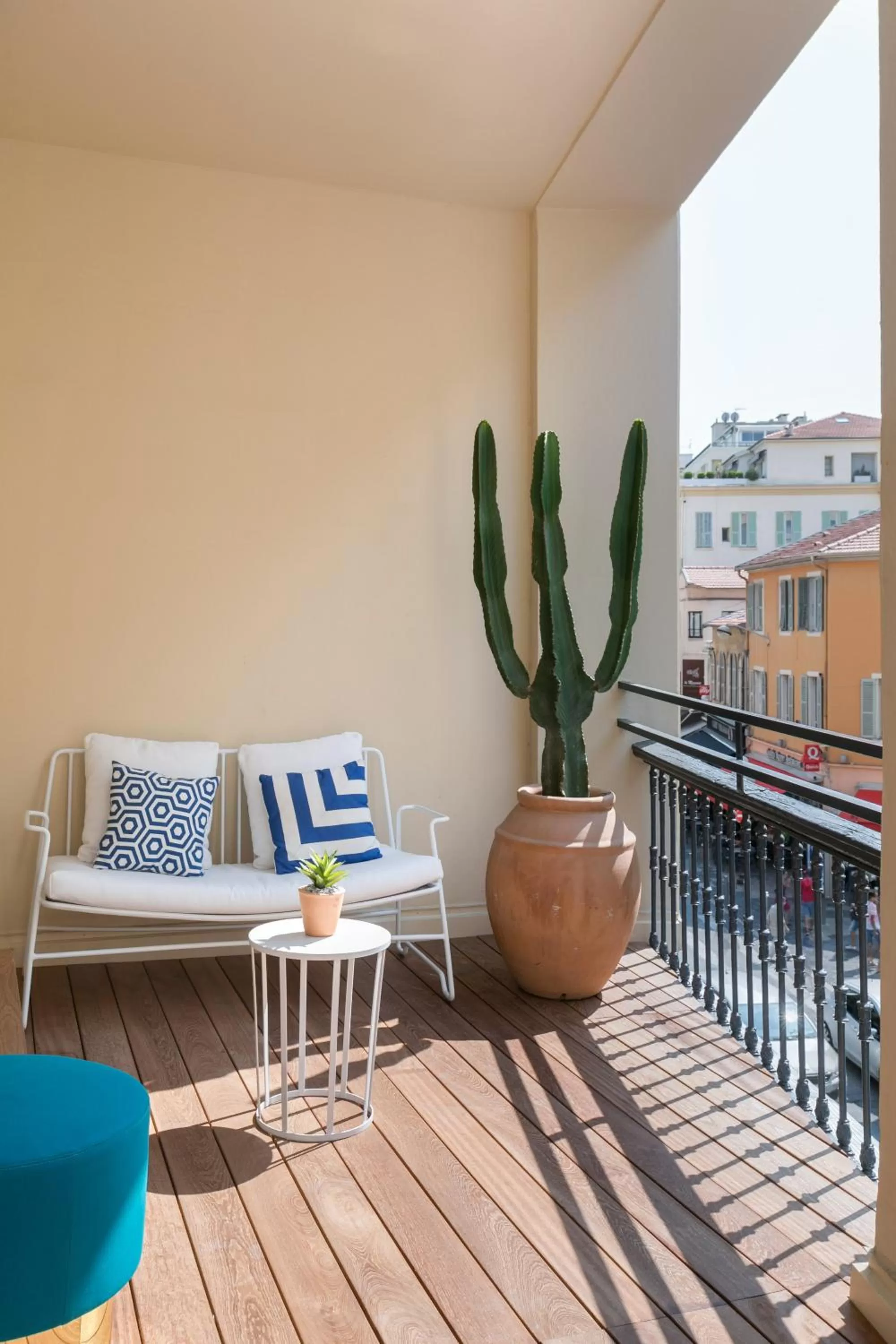 Patio in The Deck Hotel by Happyculture