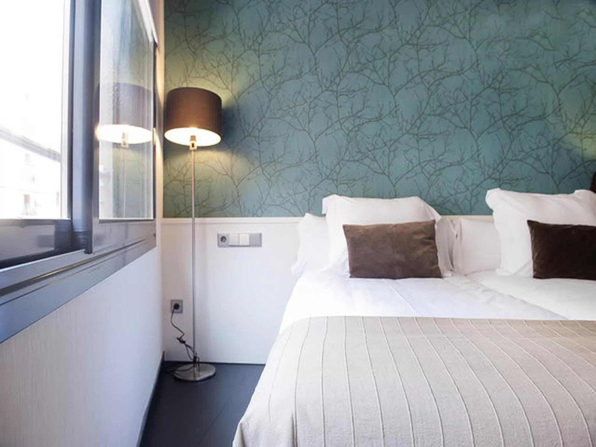 Bed in Barcelona Fifteen central Aparthotel