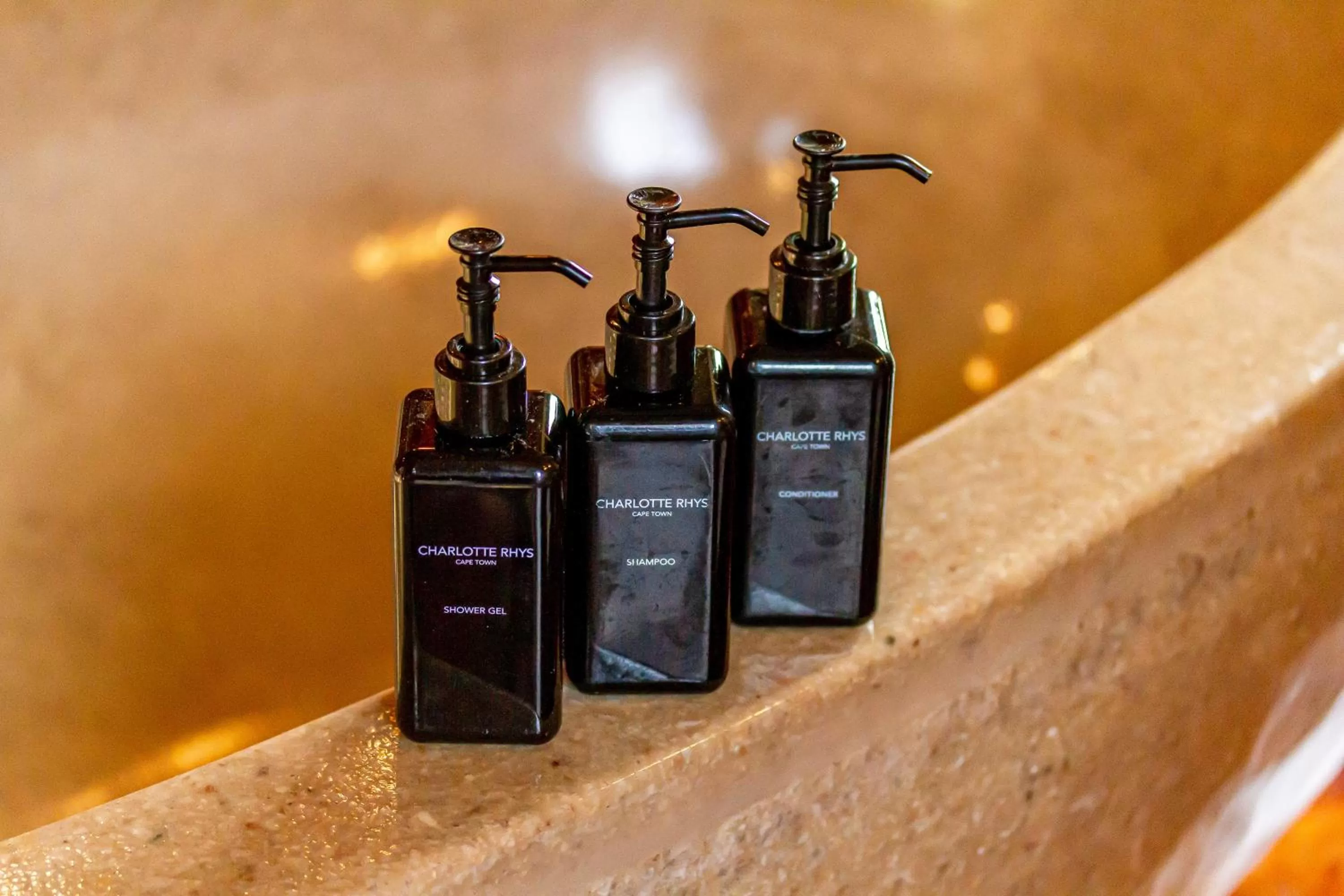 Bathroom in Tsala Treetop Lodge