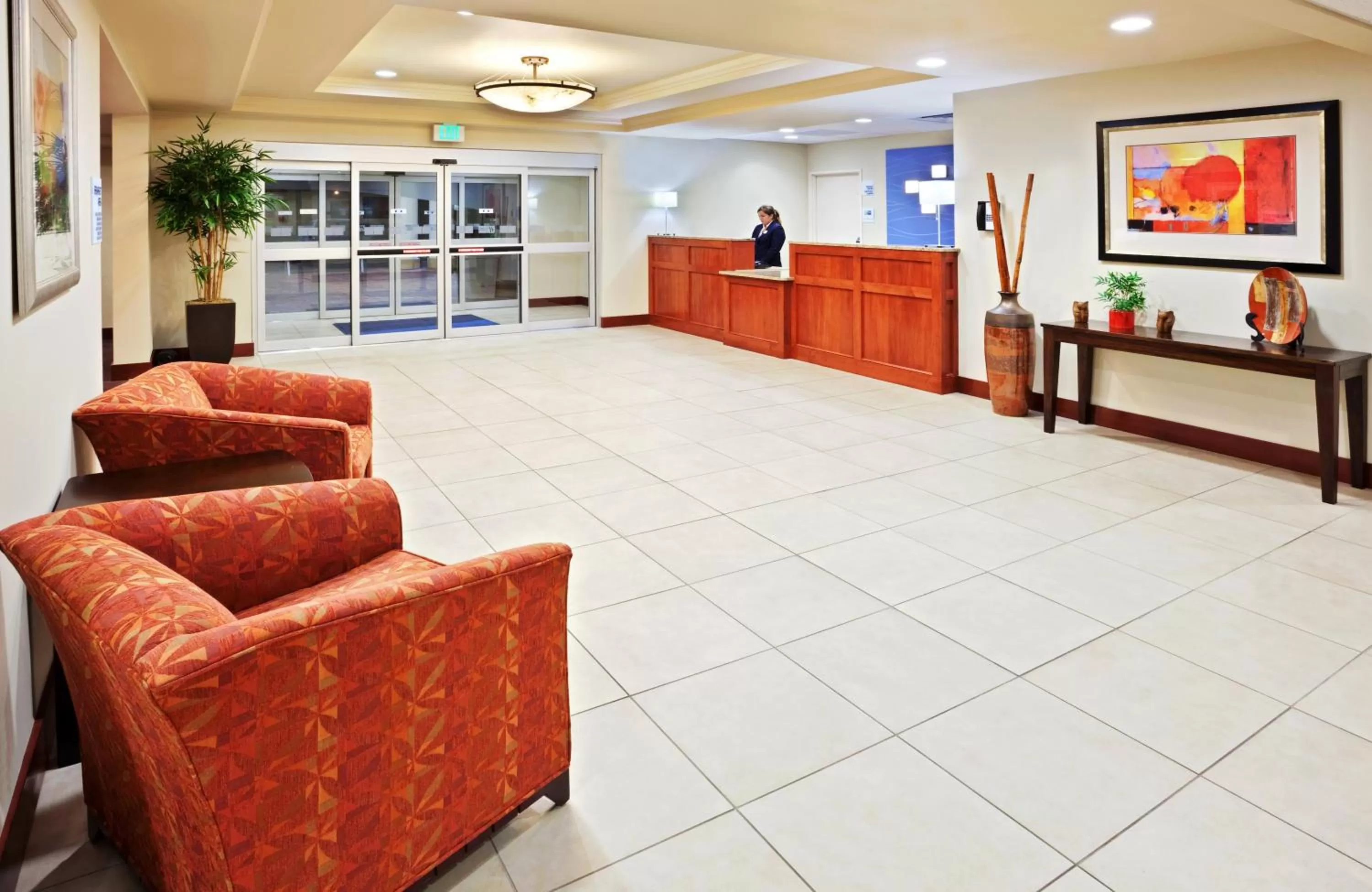 Property building in Holiday Inn Express Hotel & Suites Chehalis - Centralia by IHG