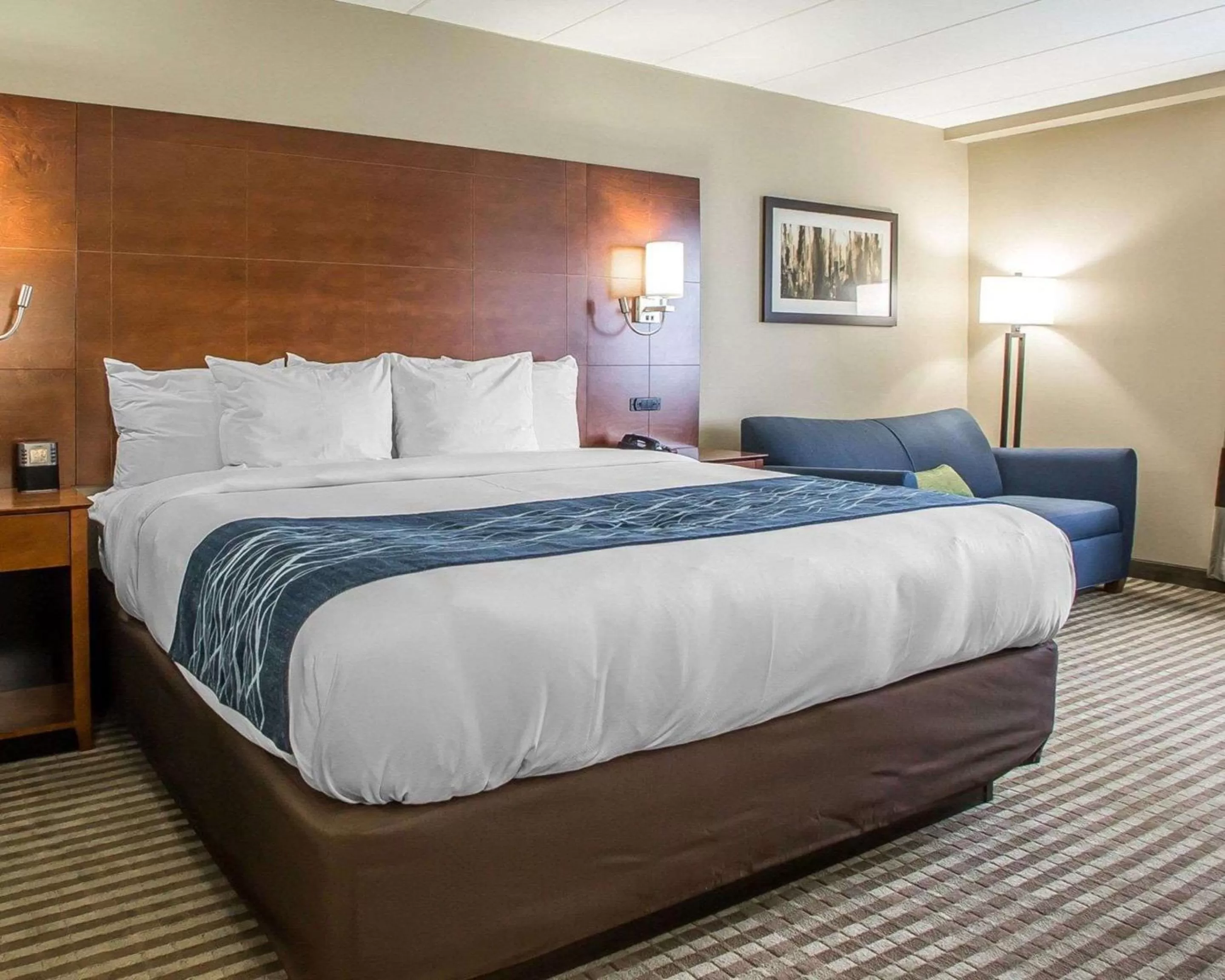 Photo of the whole room, Bed in Comfort Inn Hammond I-94