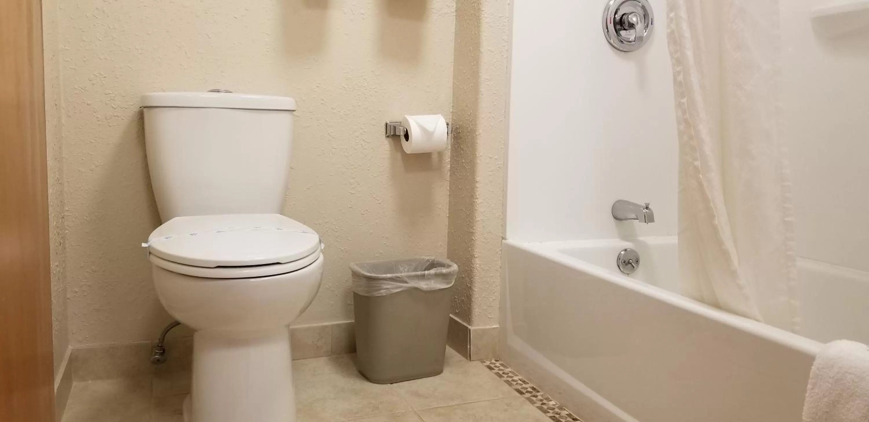 Bathroom in The Royal Victorian Motel