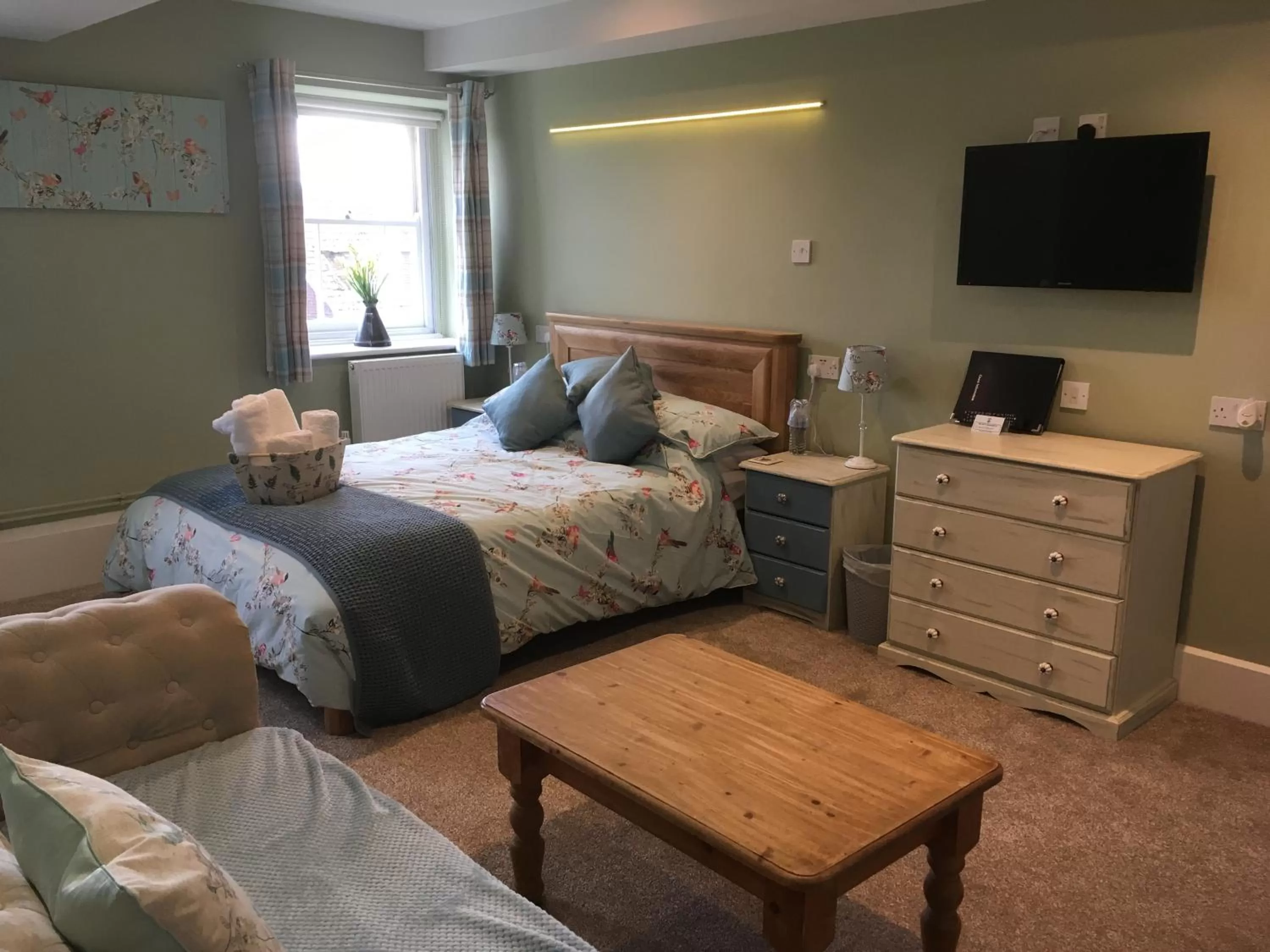 Bed in Lodbourne Farmhouse B&B