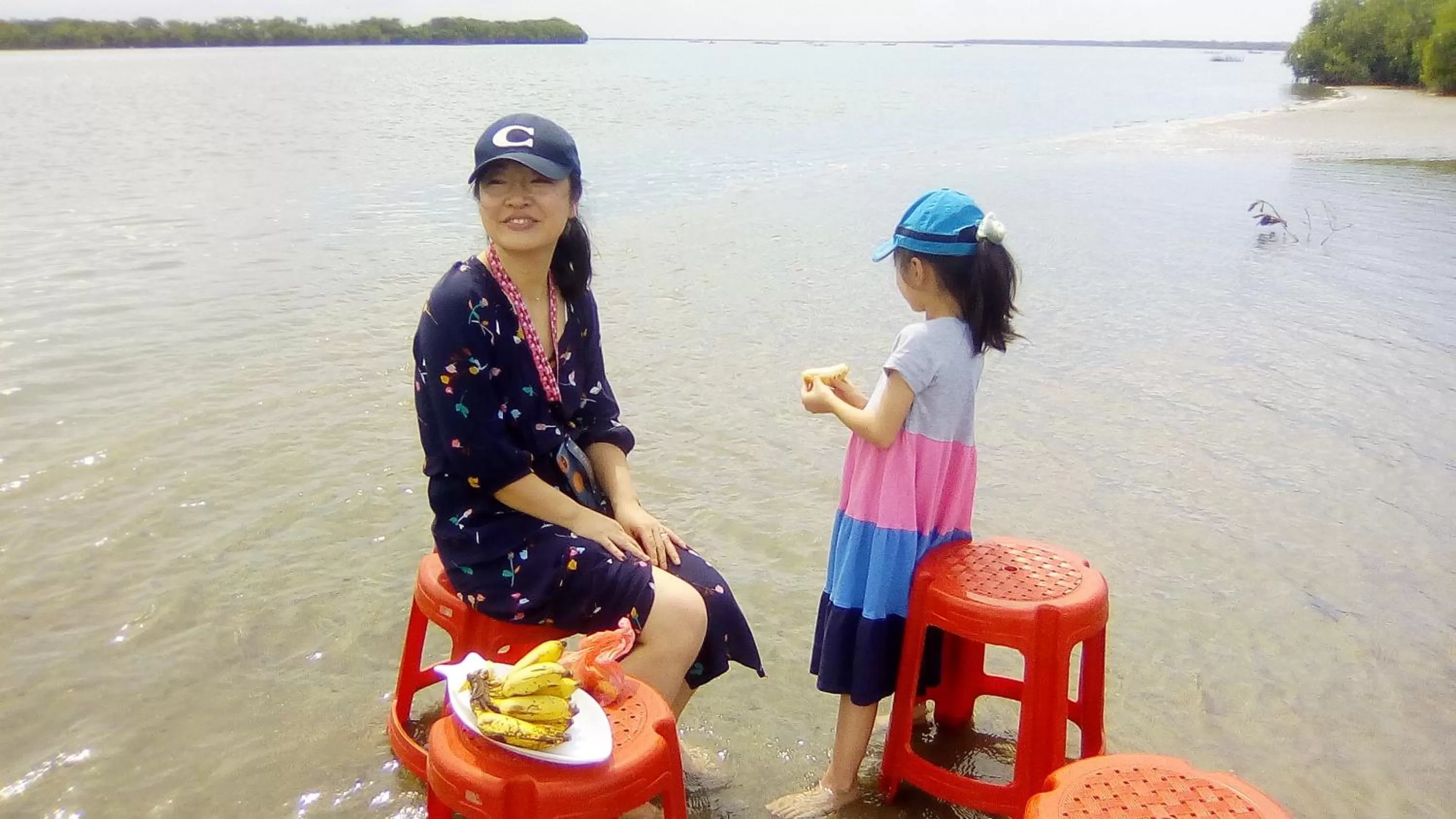 Day in Airport 4 Season Transit Hotel