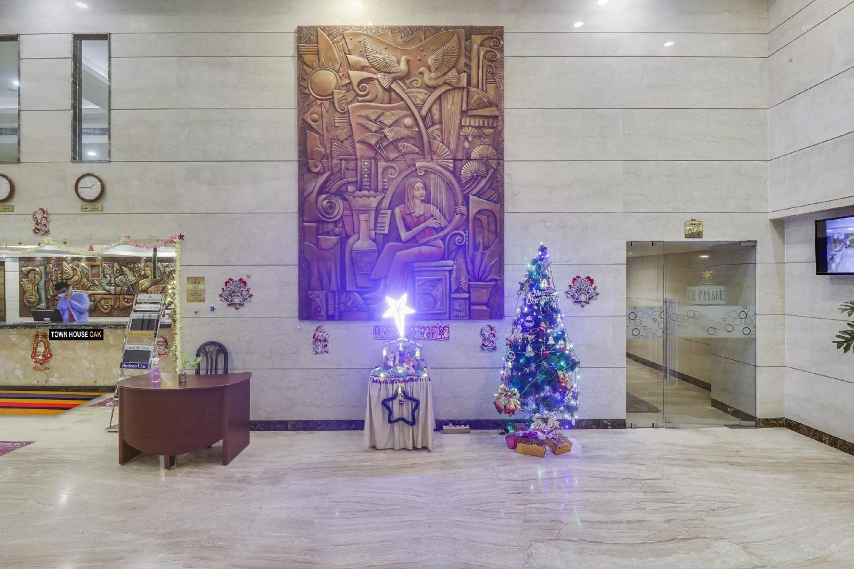 Lobby or reception, Lobby/Reception in Palette - Hotel Chennai La Palace