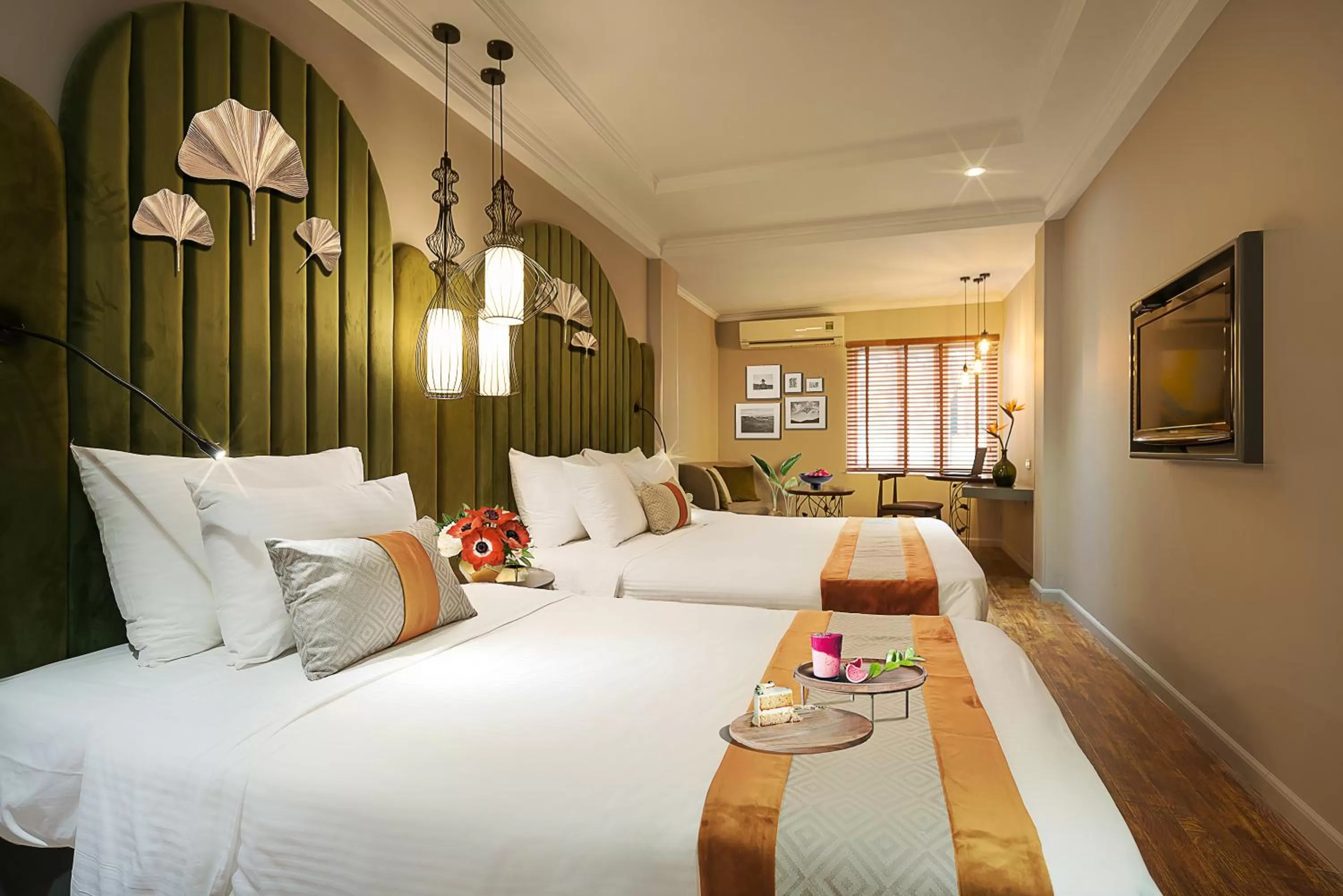 Bedroom, Bed in Hanoi Center Silk Hotel & Travel