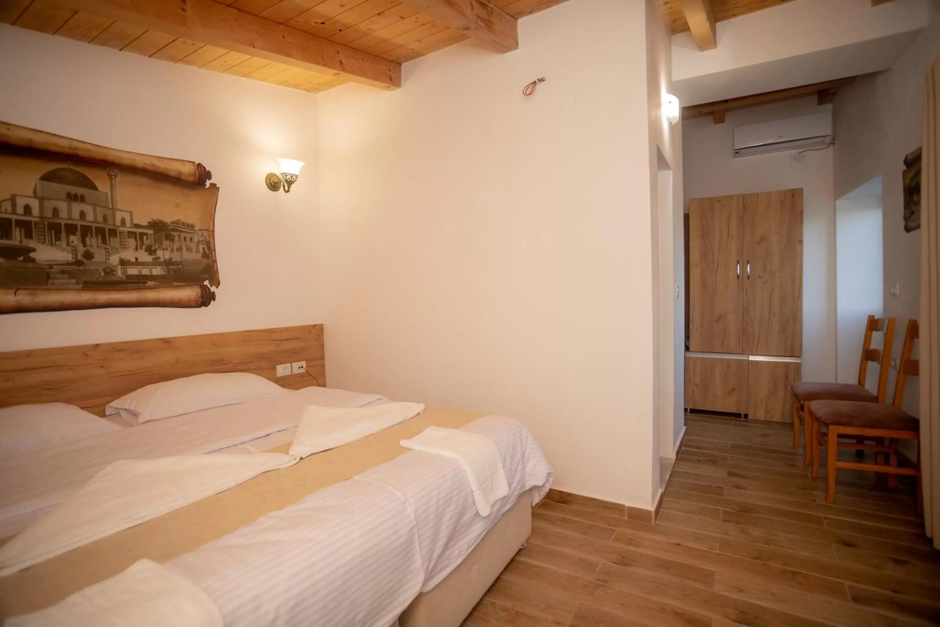 Bed in Hotel Grandpa's House