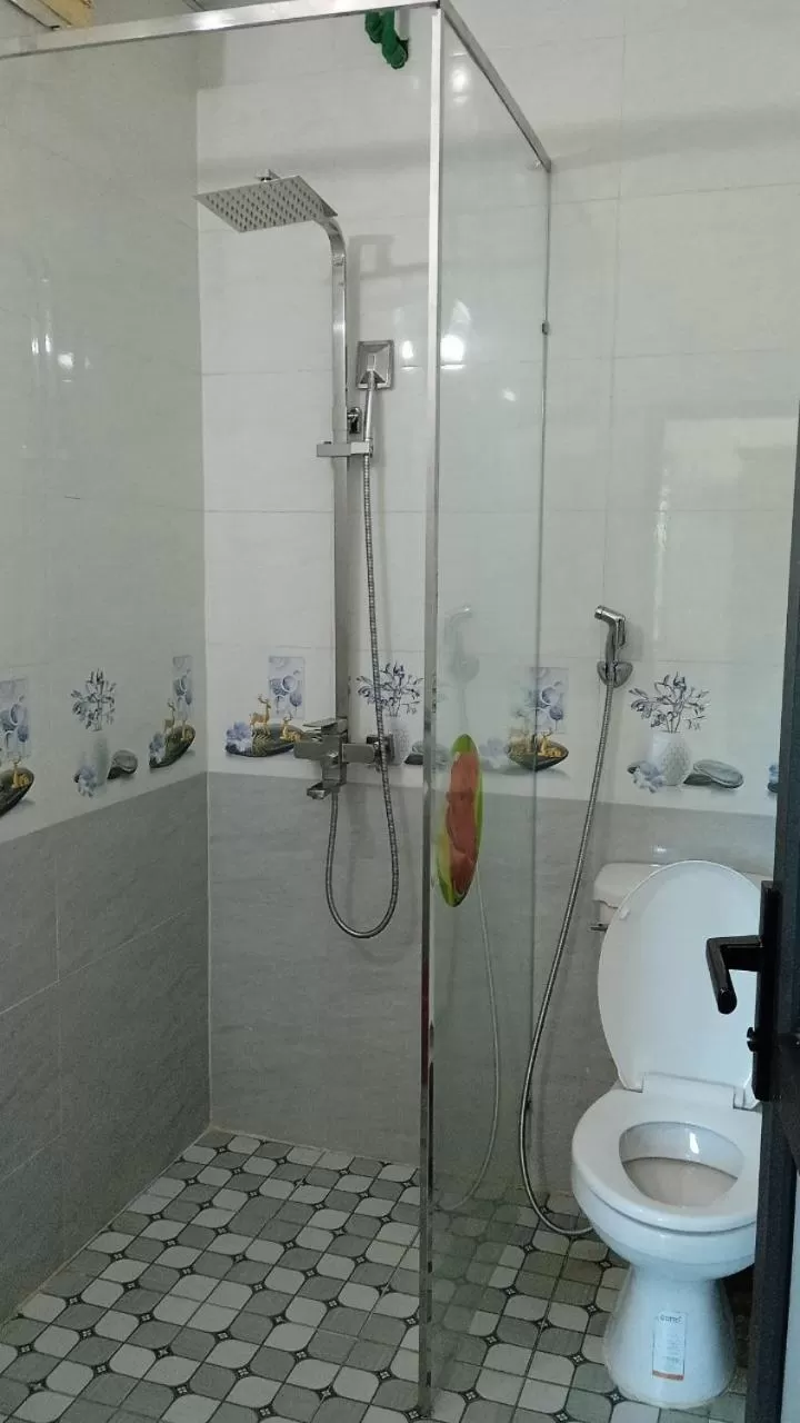 Bathroom in Hotel Thanh Bình 2