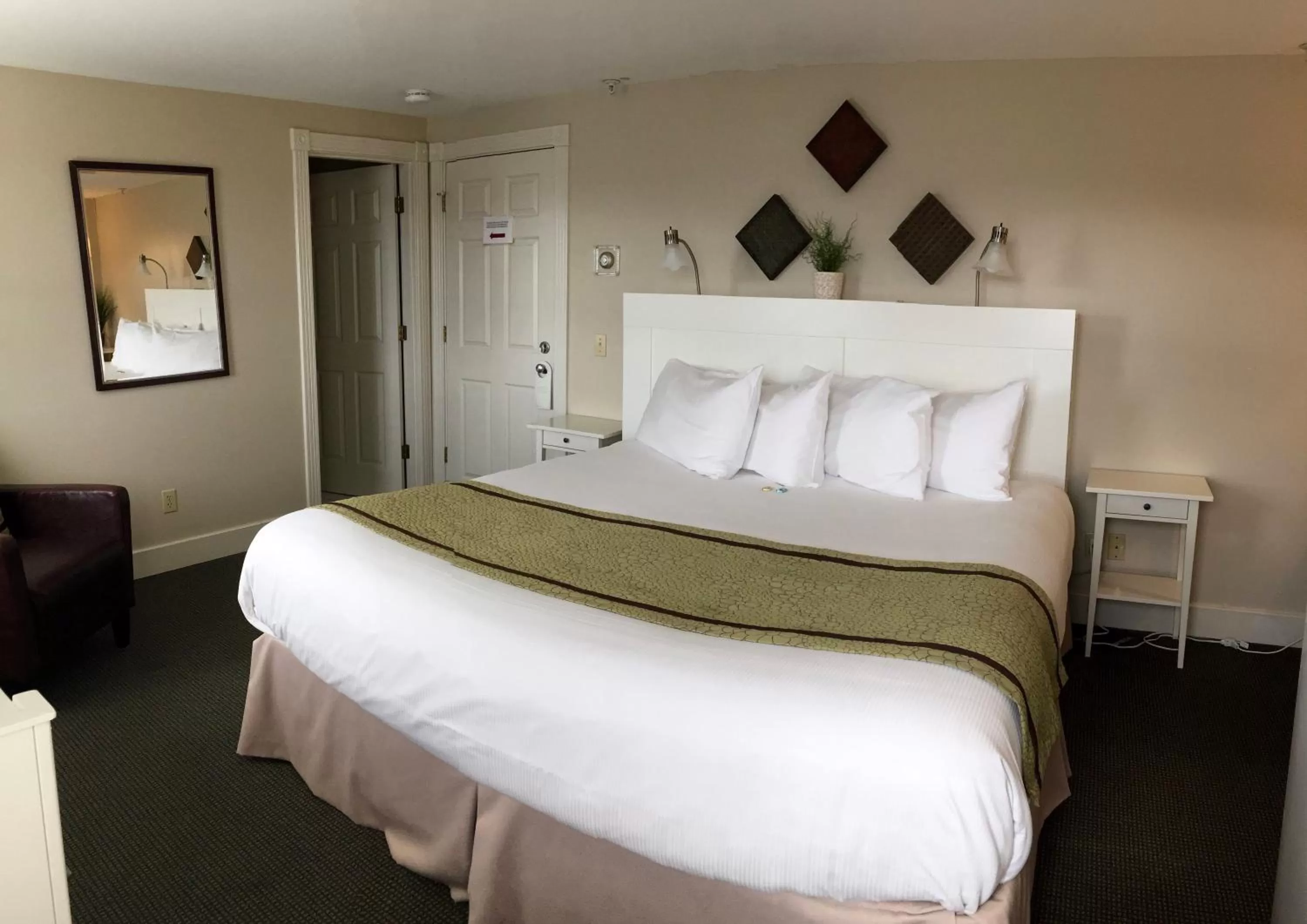 Bedroom, Bed in Pilgrim House