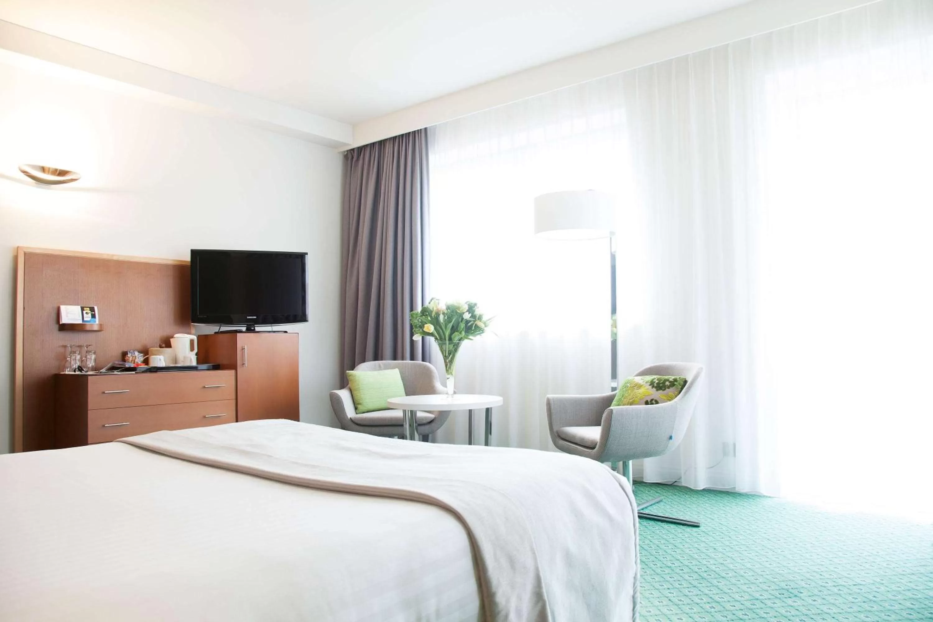 Premium Room with Ocean View in Radisson Blu Hotel Biarritz